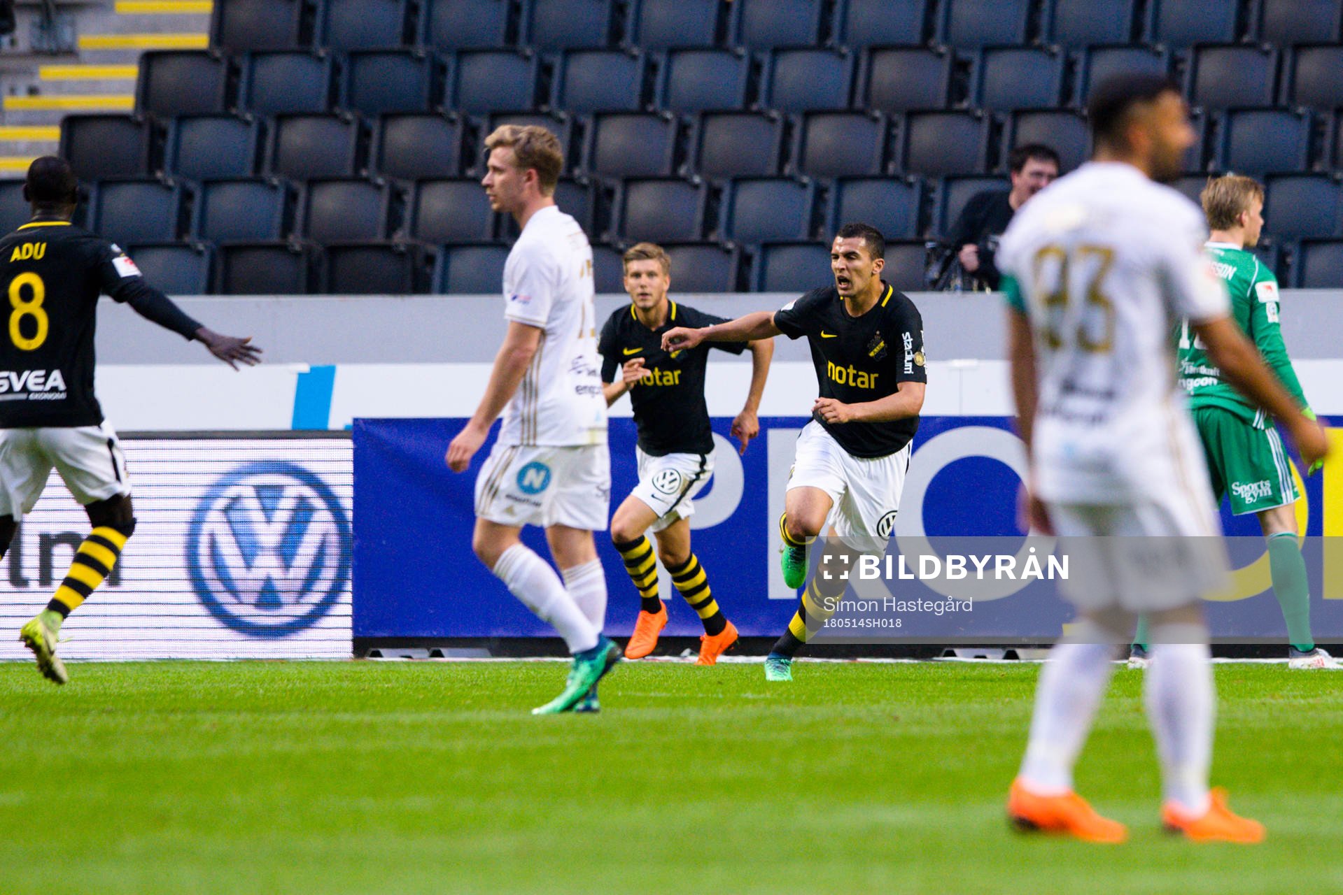 AIK:s Nabil Bahoui jublar efter 1-0  under fotbollsmatchen i Allsvenskan mellan AIK och Östersund den 14 maj 2018 i Stockholm.