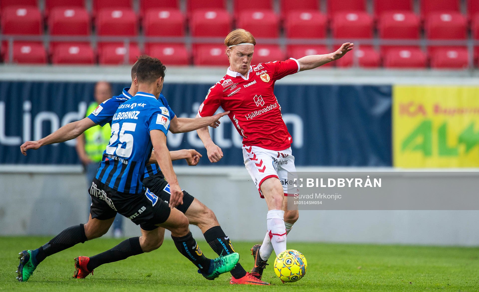Kalmars Nils Fröling  och Sirius Mauricio Albornoz
