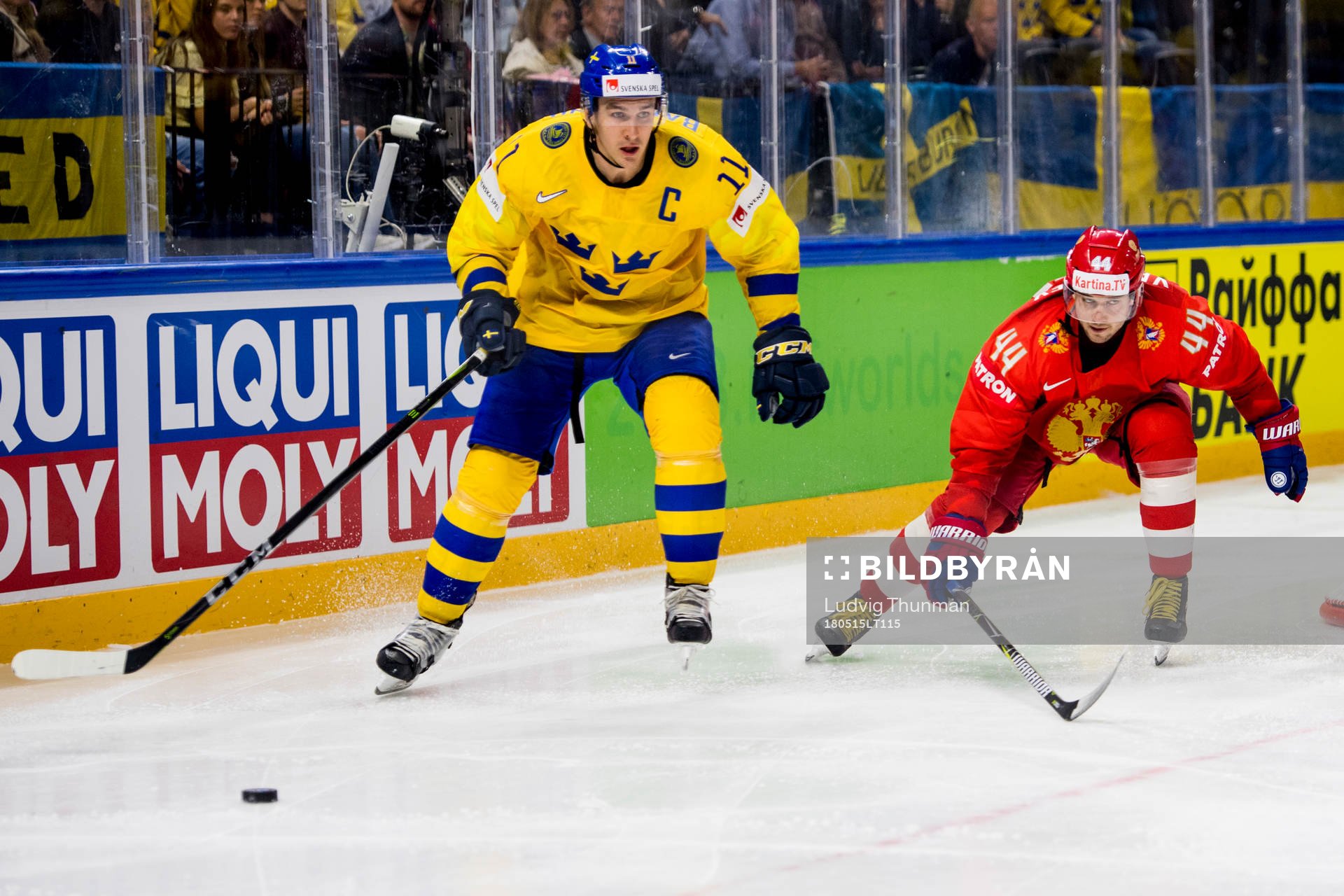 Sveriges Mikael Backlund och Rysslands Yegor Yakovlev