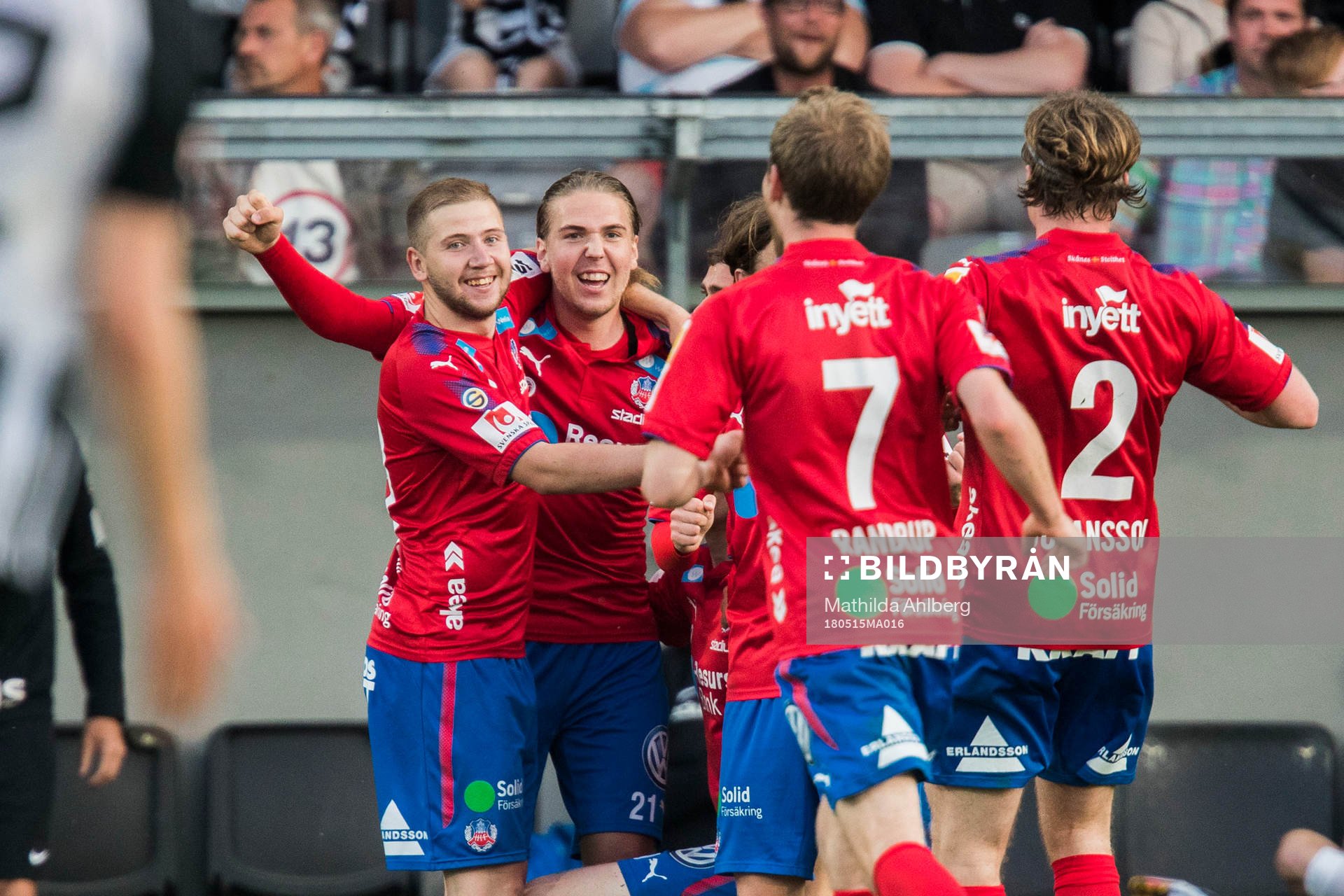 Helsingborgs Darijan Bojanic, Charlie Weberg och Max Svensson jublar tillsammans med Andri Runar Bjarnason efter 1-0 under fotbollsmatchen i Superettan mellan Landskrona BoIS och Helsingborg den 15 maj 2018 i Landskrona.