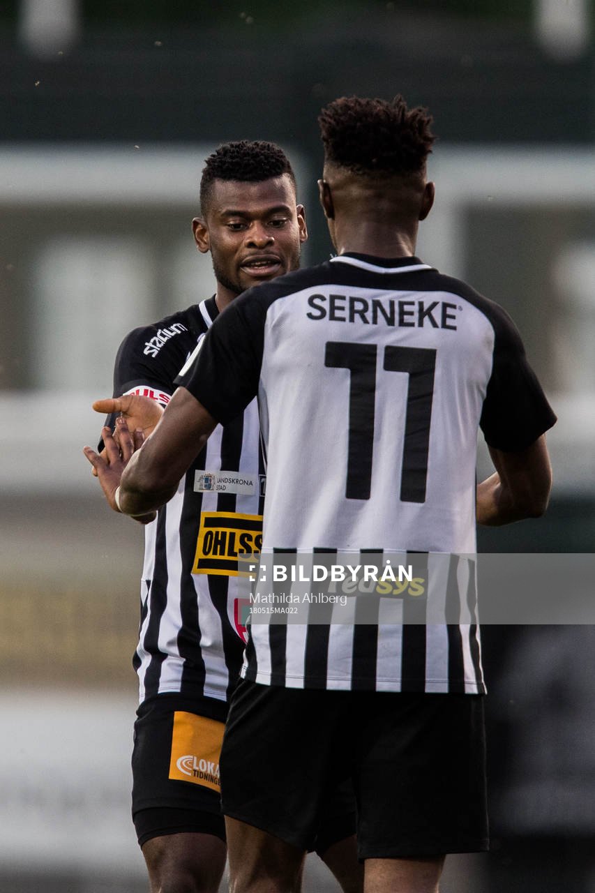 Landskronas Edafe Egbedi och Karim Sadatjublar