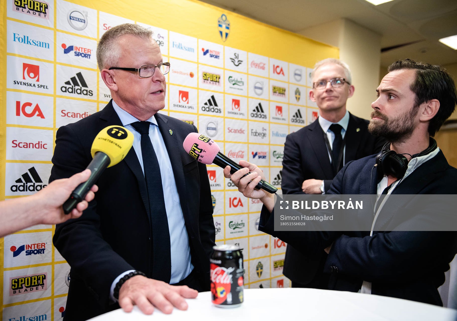Sveriges förbundskapten Janne Andersson intervjuas av media under en presskonferens anordnad av svenska fotbollförbundet den 15 maj 2018 i Stockholm.