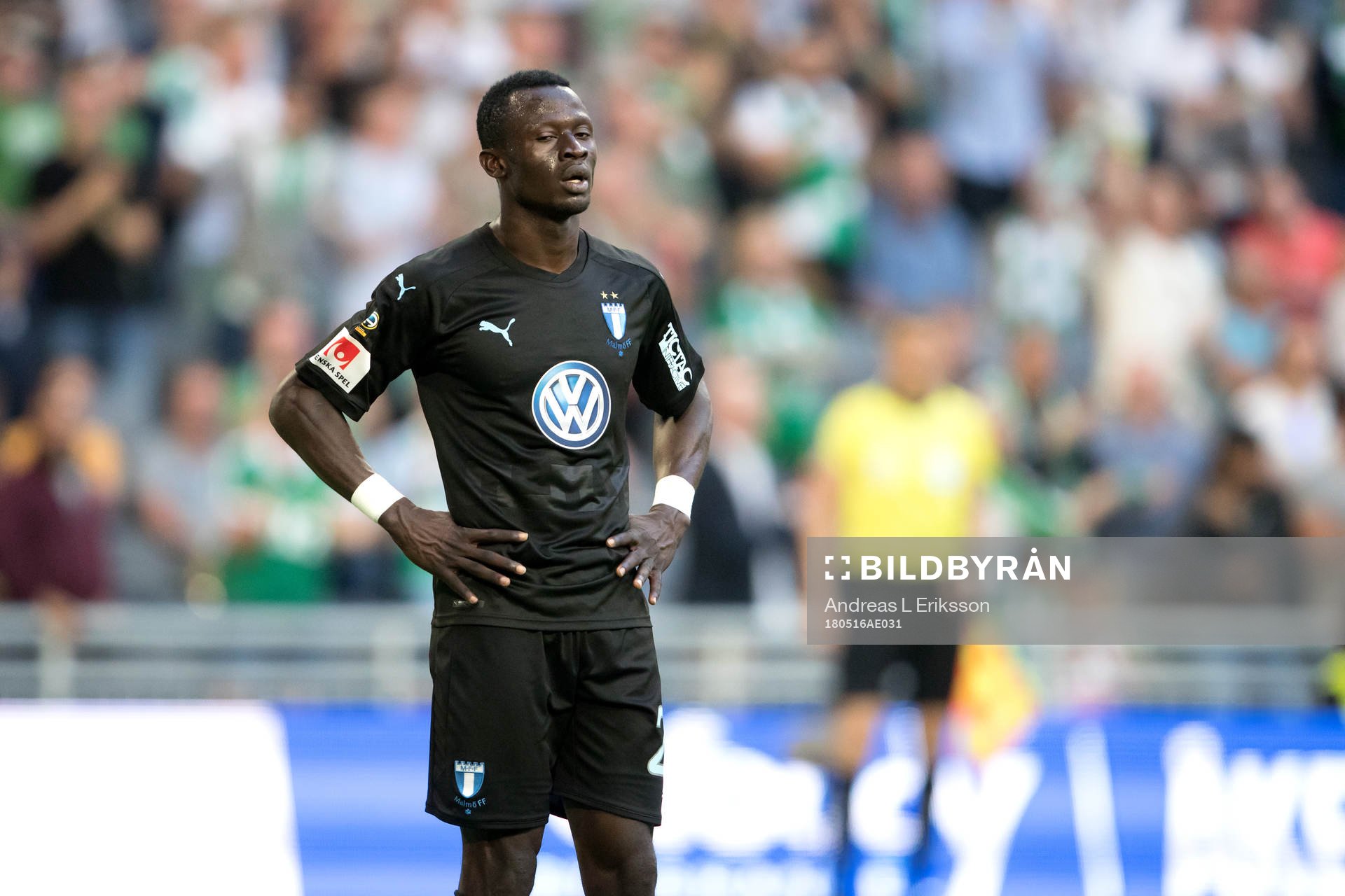 Malmö FFs Bonke Innocent deppar