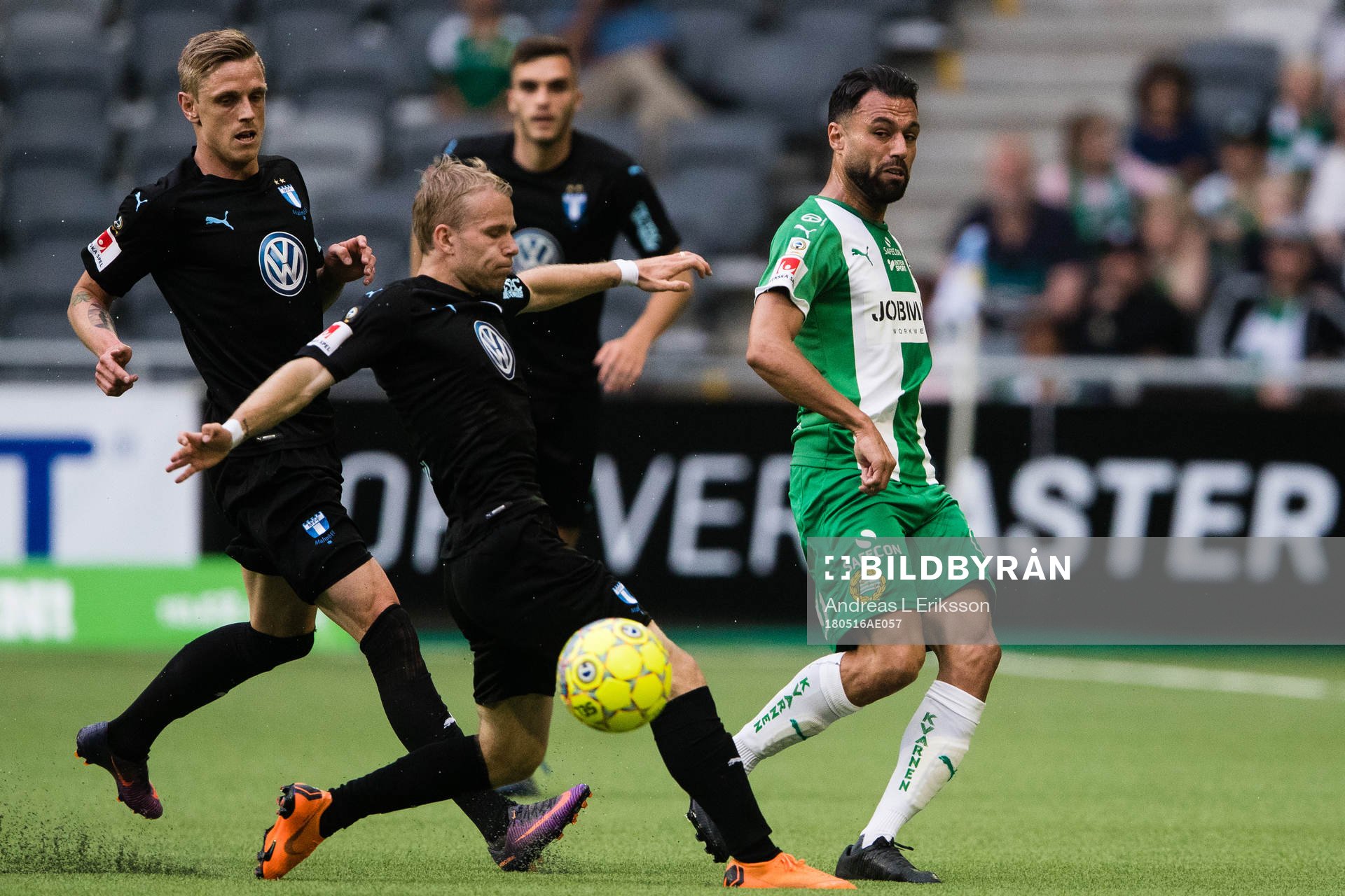Malmö FFs Oscar Lewicki och Hammarbys Imad Khalili