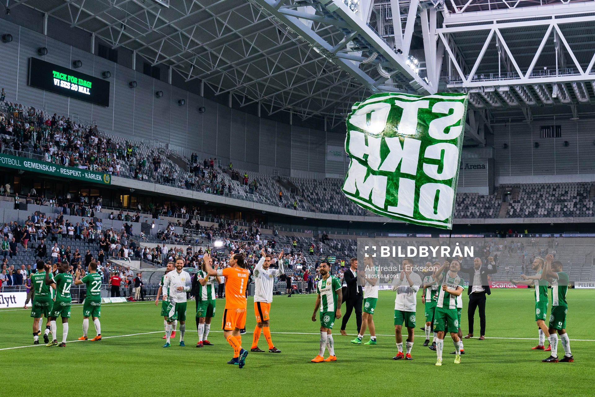 Hammarbys spelare tackar publiken