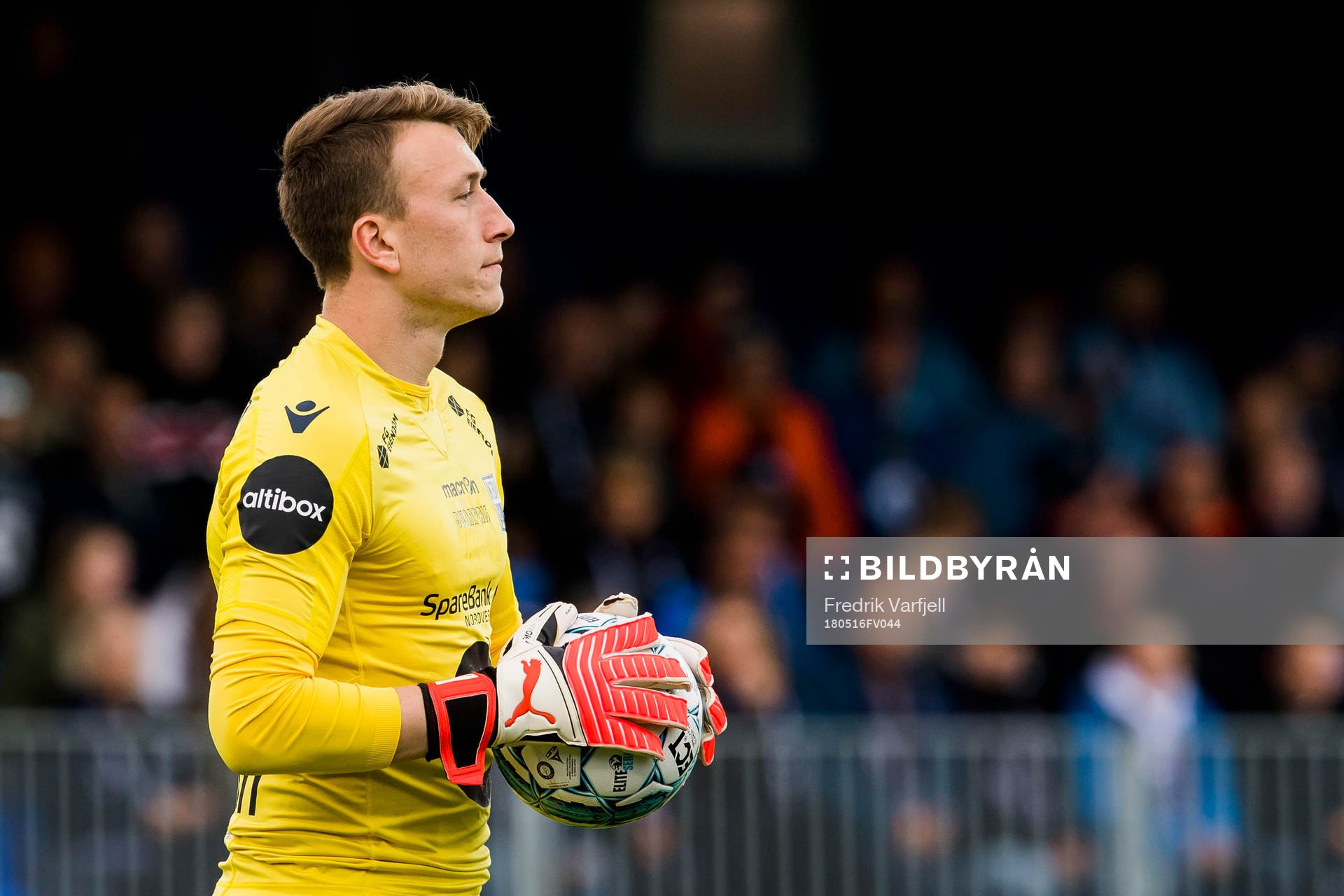 Goalkeeper Sean McDermott of Kristiansund