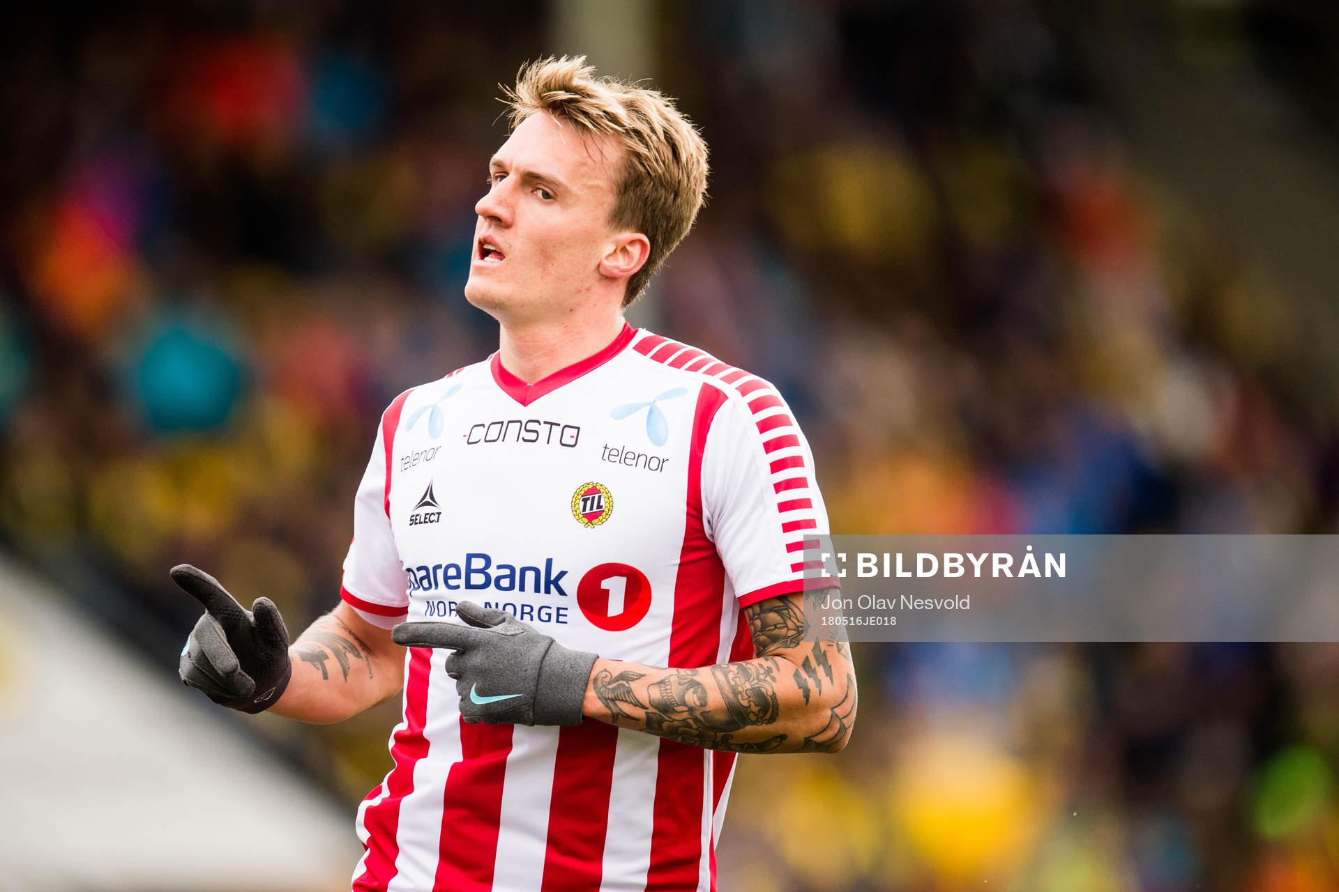 Runar Espejord of Tromsø celebrates the 0-1 goal during the Eliteserien match between Bodø/Glimt and Tromsø on May 16, 2018 in Bodø.
