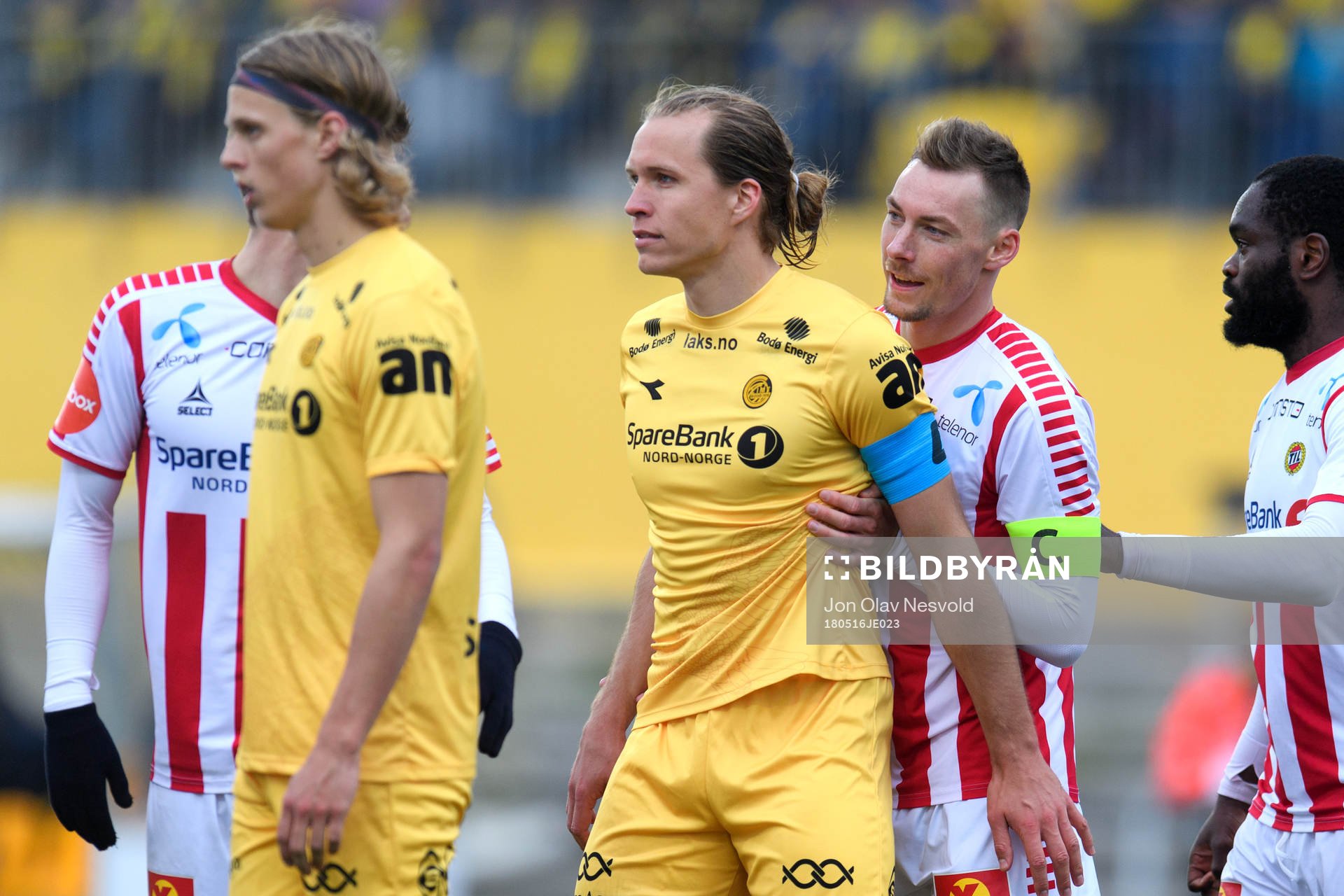 Martin Bjørnbak of Bodø/Glimt and Magnar Ødegaard of