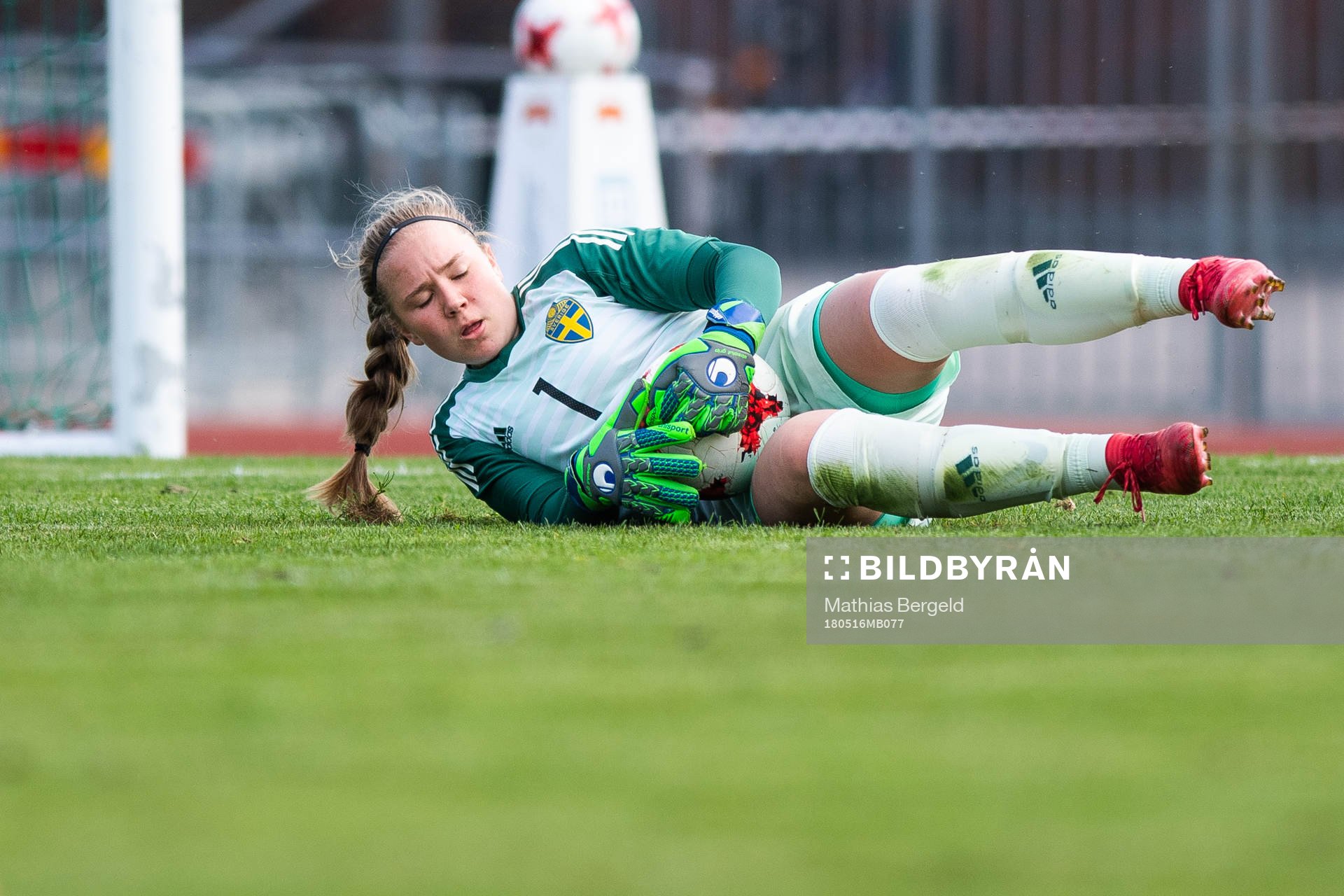 Sveriges målvakt Sofia Hjern