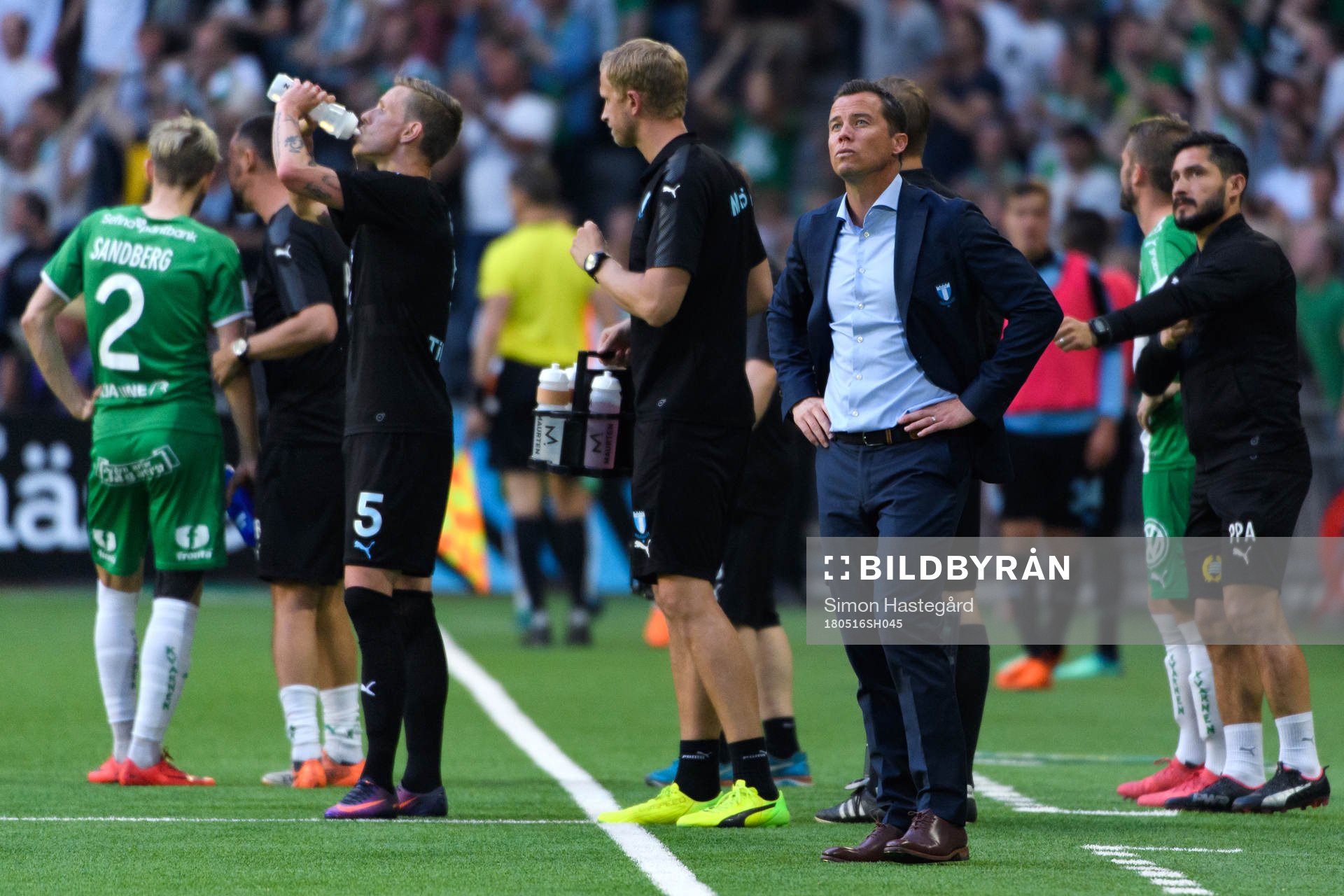 Malmö FFs tränare Daniel Andersson deppar