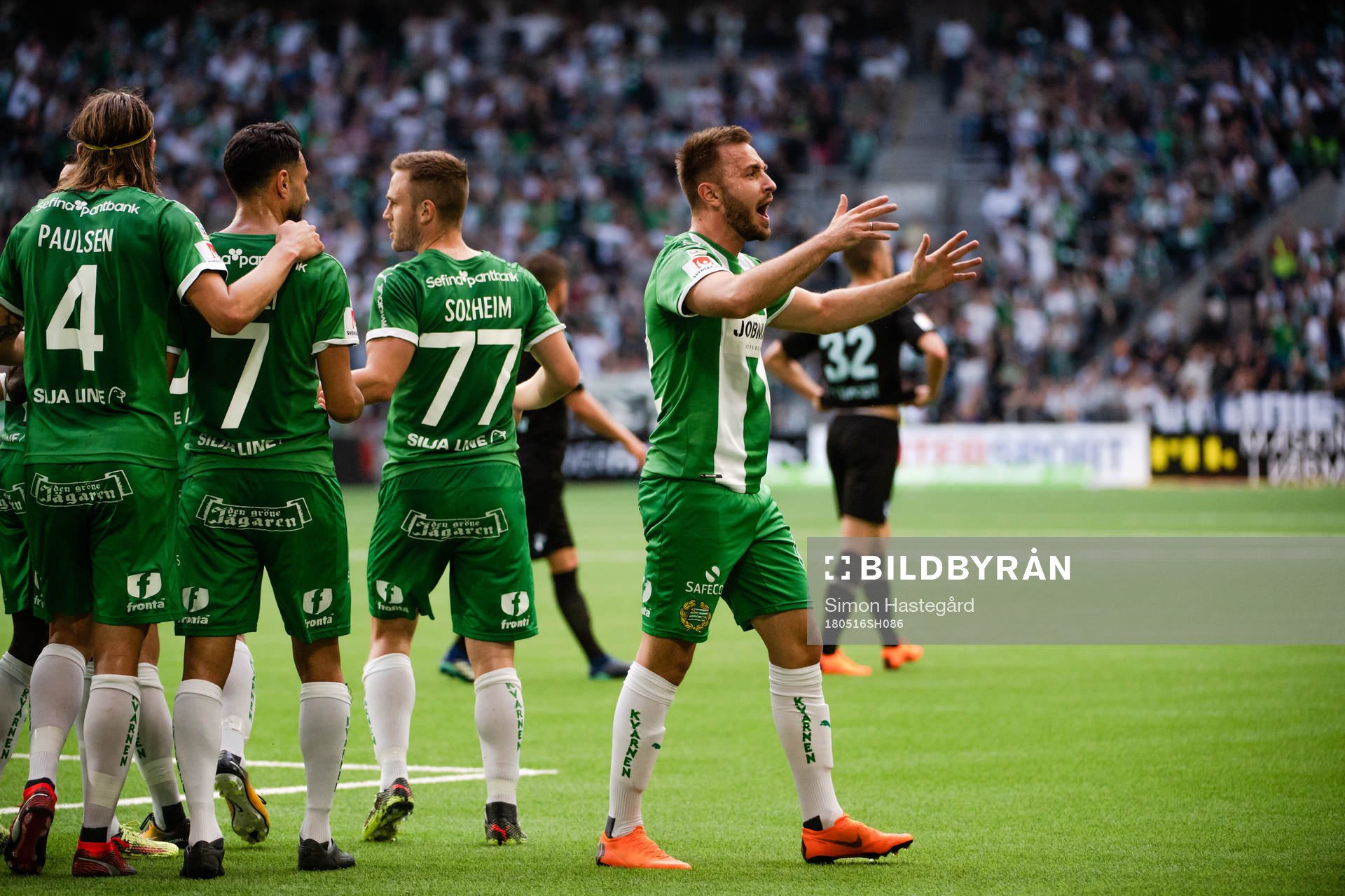 Hammarbys Muamer Tankovic jublar