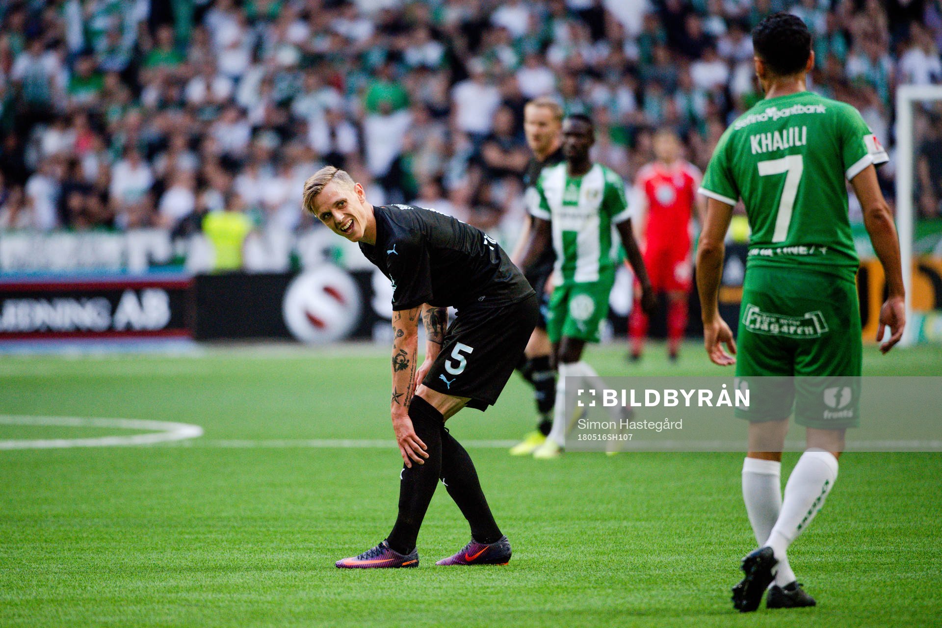 Malmö FFs Sören Rieks har ont