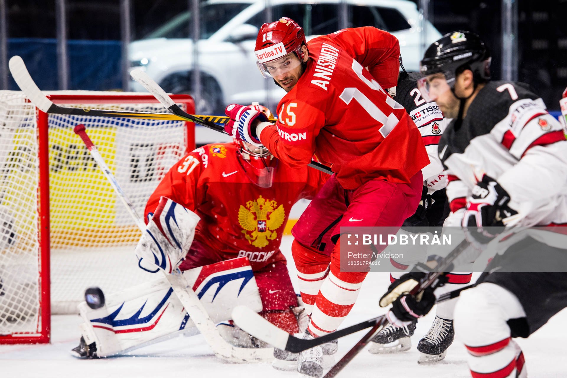 Rysslands Artyom Anisimov framför egen kasse