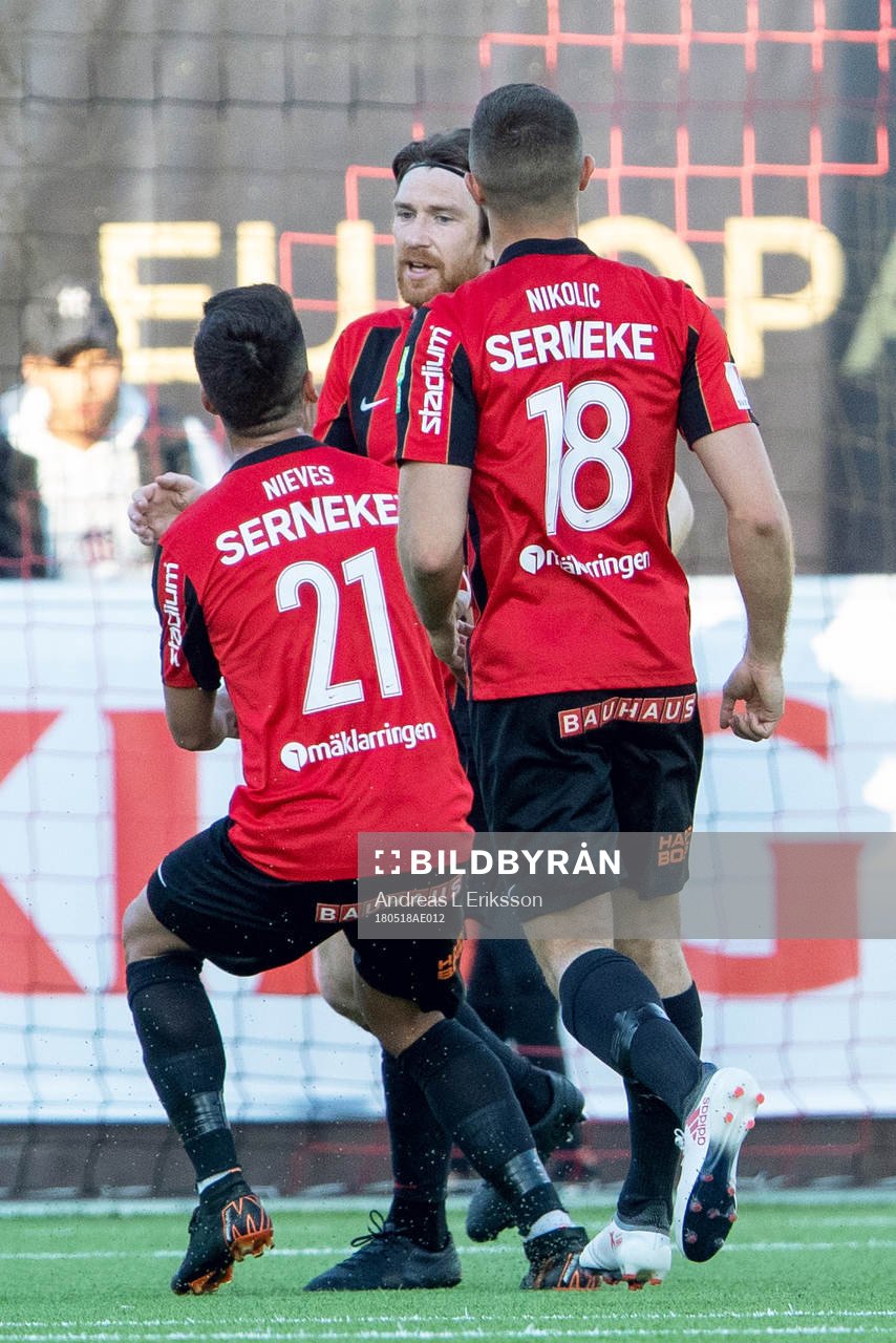 Brommapojkarnas Marko Nikolic, Antonio Nieves Martin och