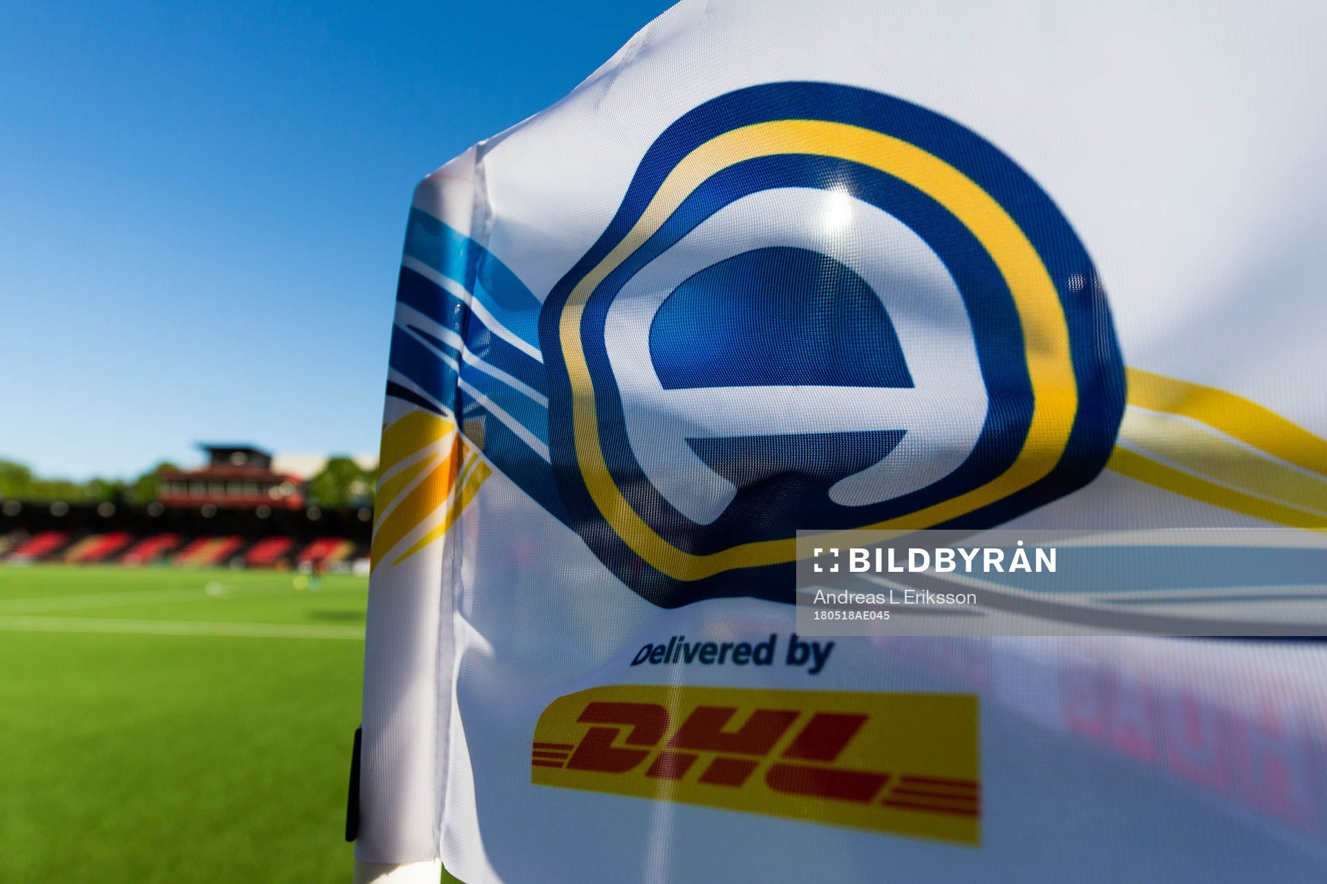 Allsvenskans emblem på en hörnflagga innan