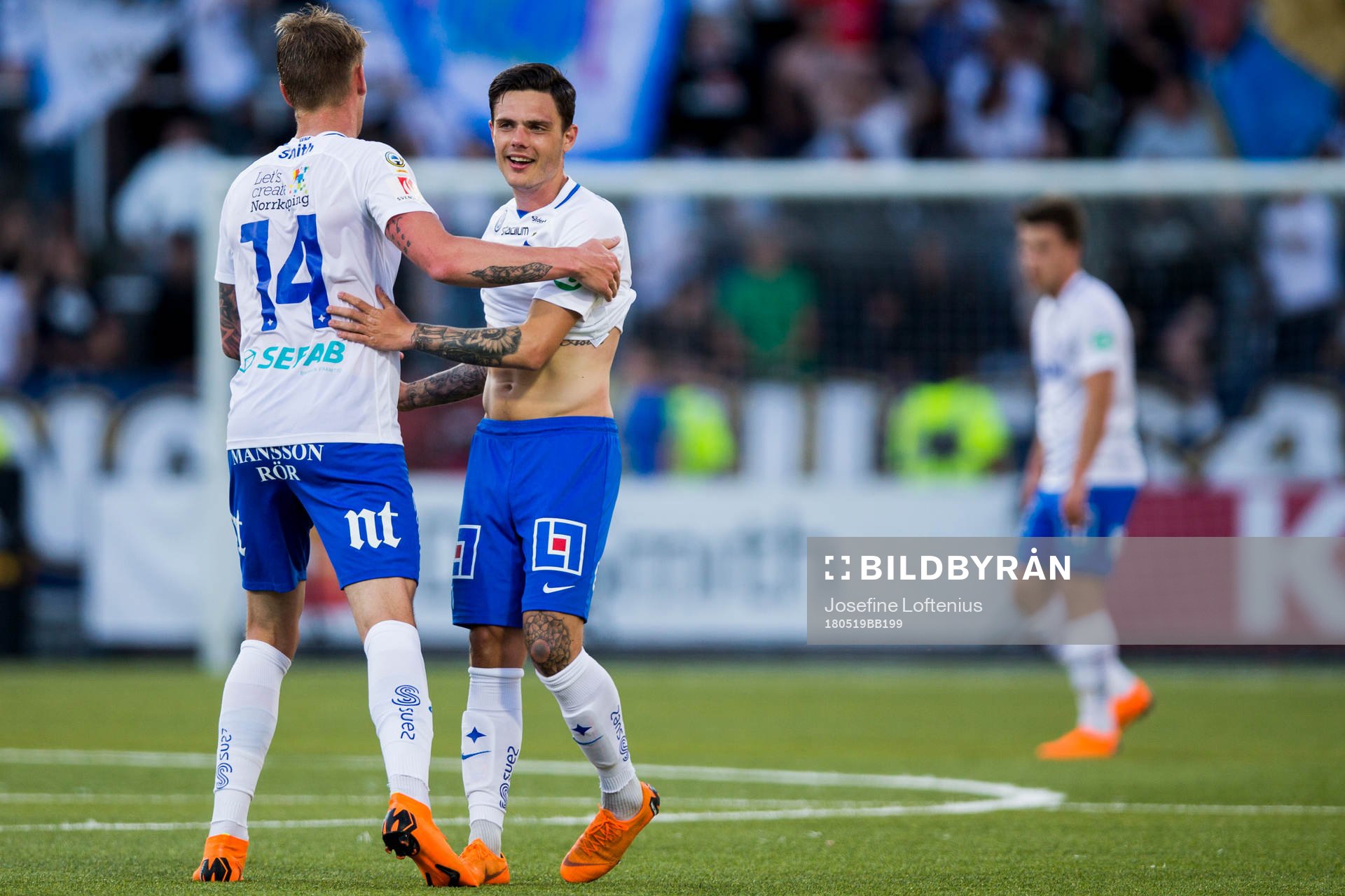 Norrköpings Eric Smith och David Moberg Karlsson jublar