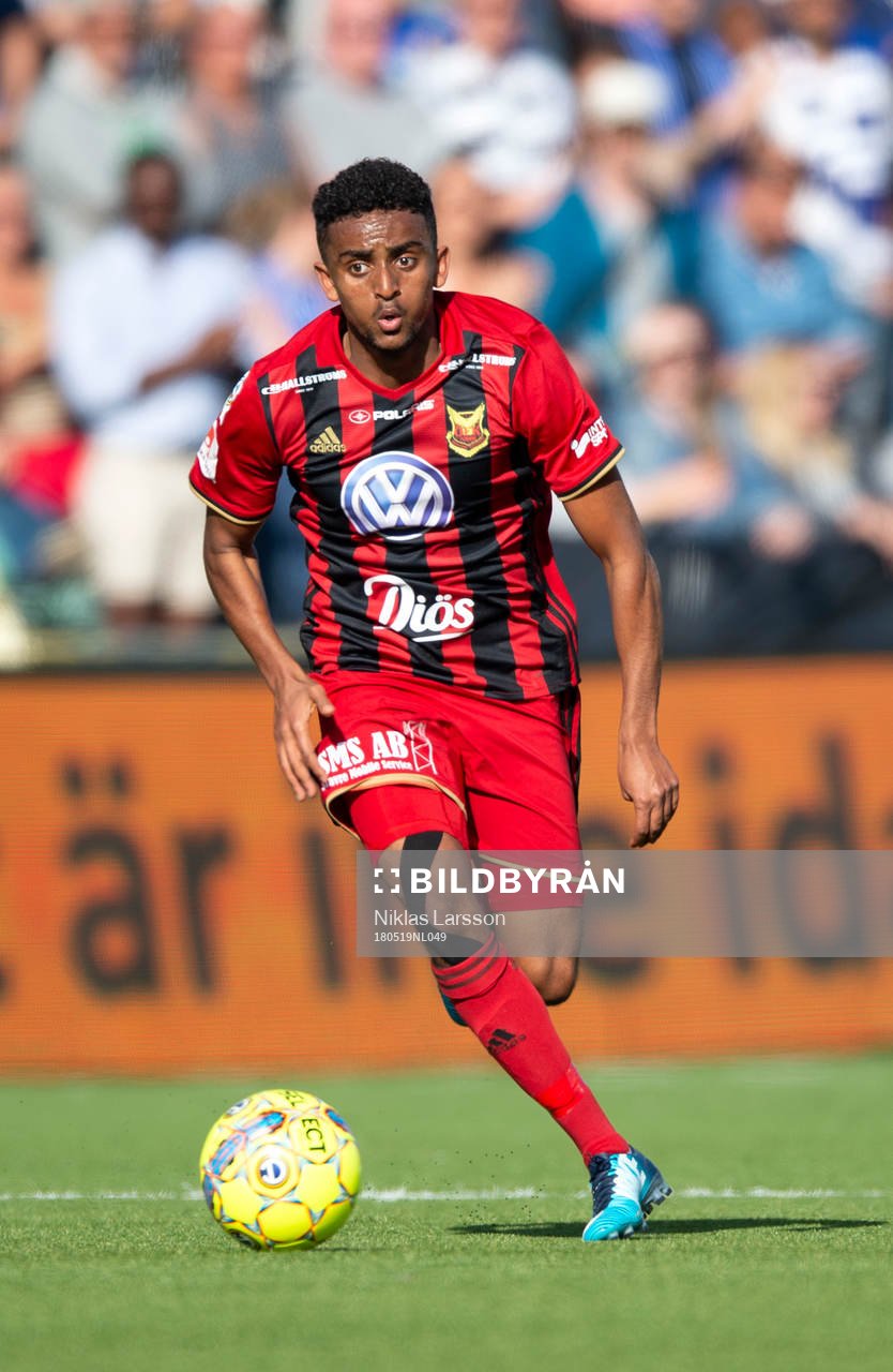 Östersunds Tesfaldet Tekie under fotbollsmatchen i Allsvenskan mellan GIF Sundsvall och Östersund den 19 maj 2018 i Sundsvall.