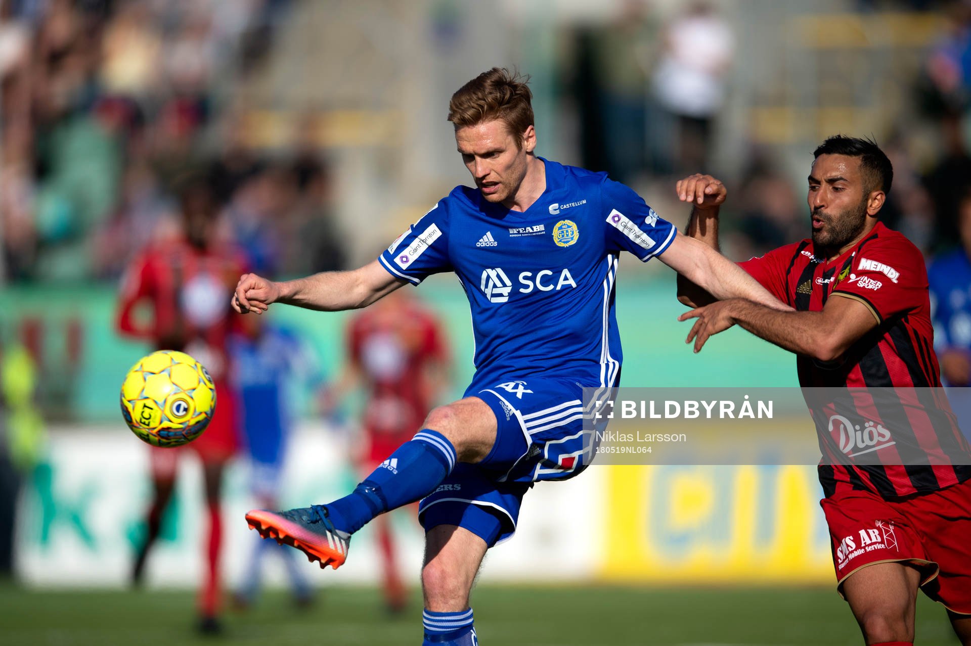 Sundsvalls David Myrestam och Östersunds Saman Ghoddos