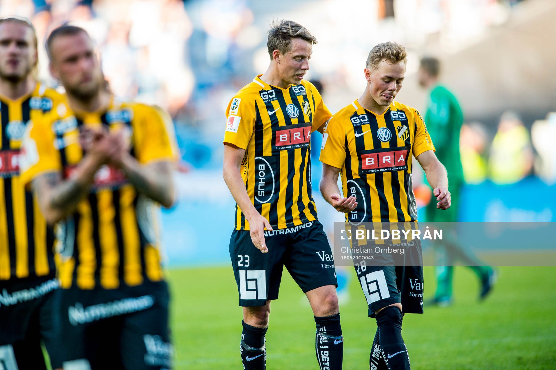 Häckens Viktor Lundberg och Adam Andersson  deppar