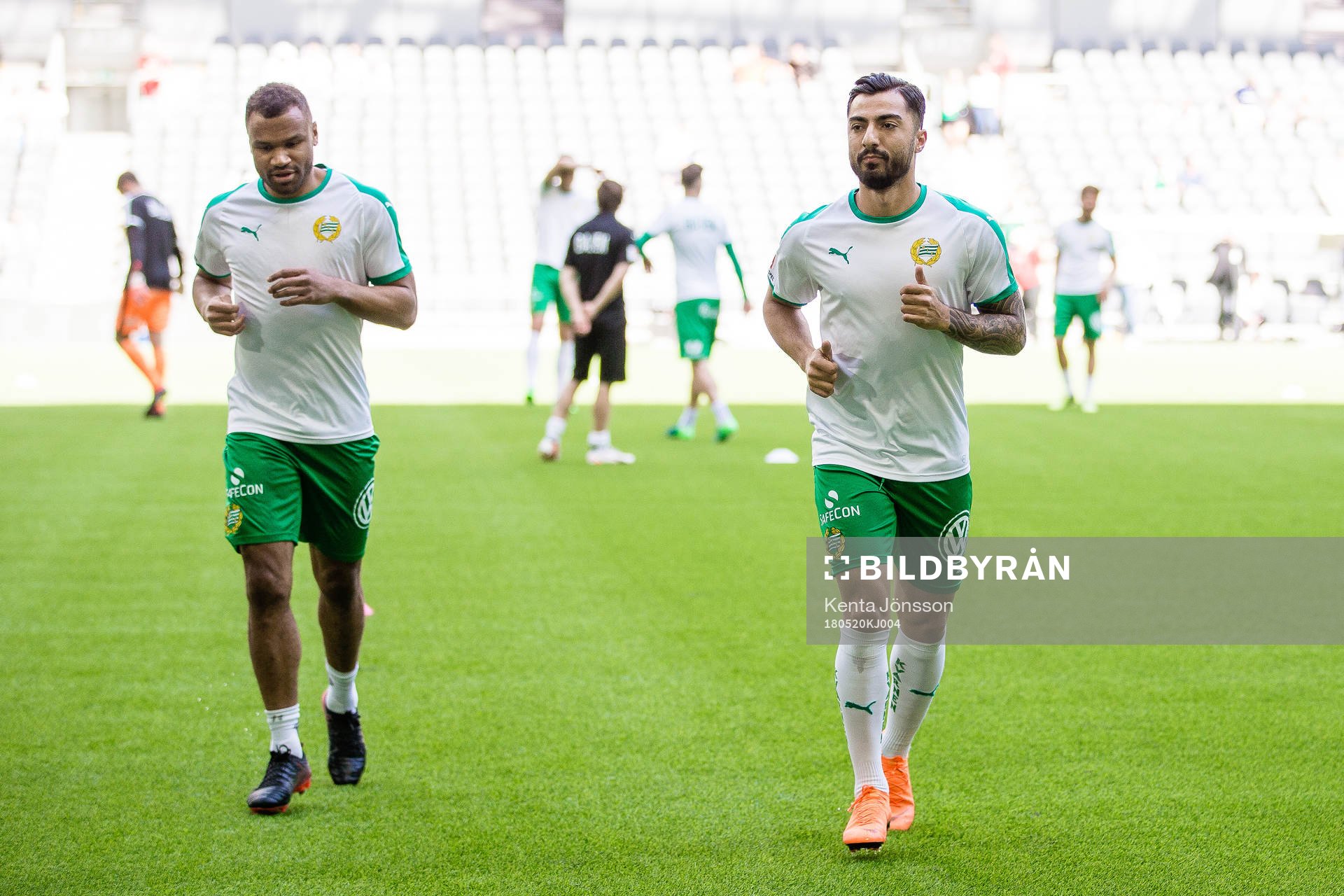 Hammarbys Serge-Junior Martinsson Ngouali och Jiloan Hamad