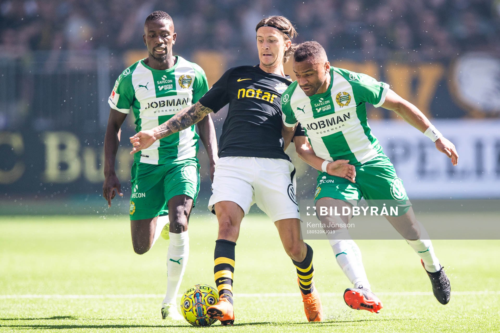 s Kristoffer Olsson mot Hammarbys Pa Amat Dibba samt