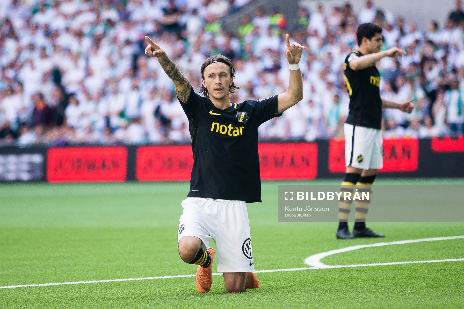 s Kristoffer Olsson reagerar