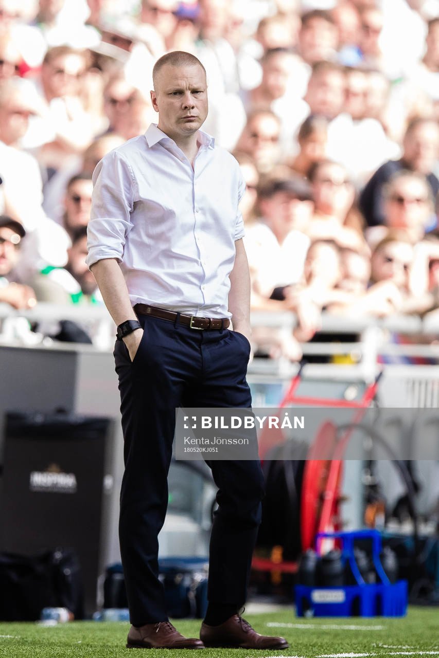 Hammarbys tränare Stefan Billborn deppar