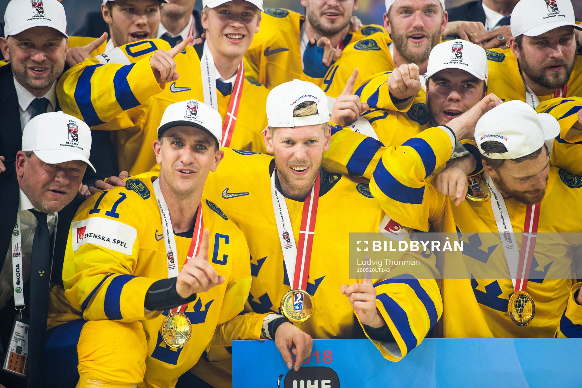 Sveriges spelare jublar