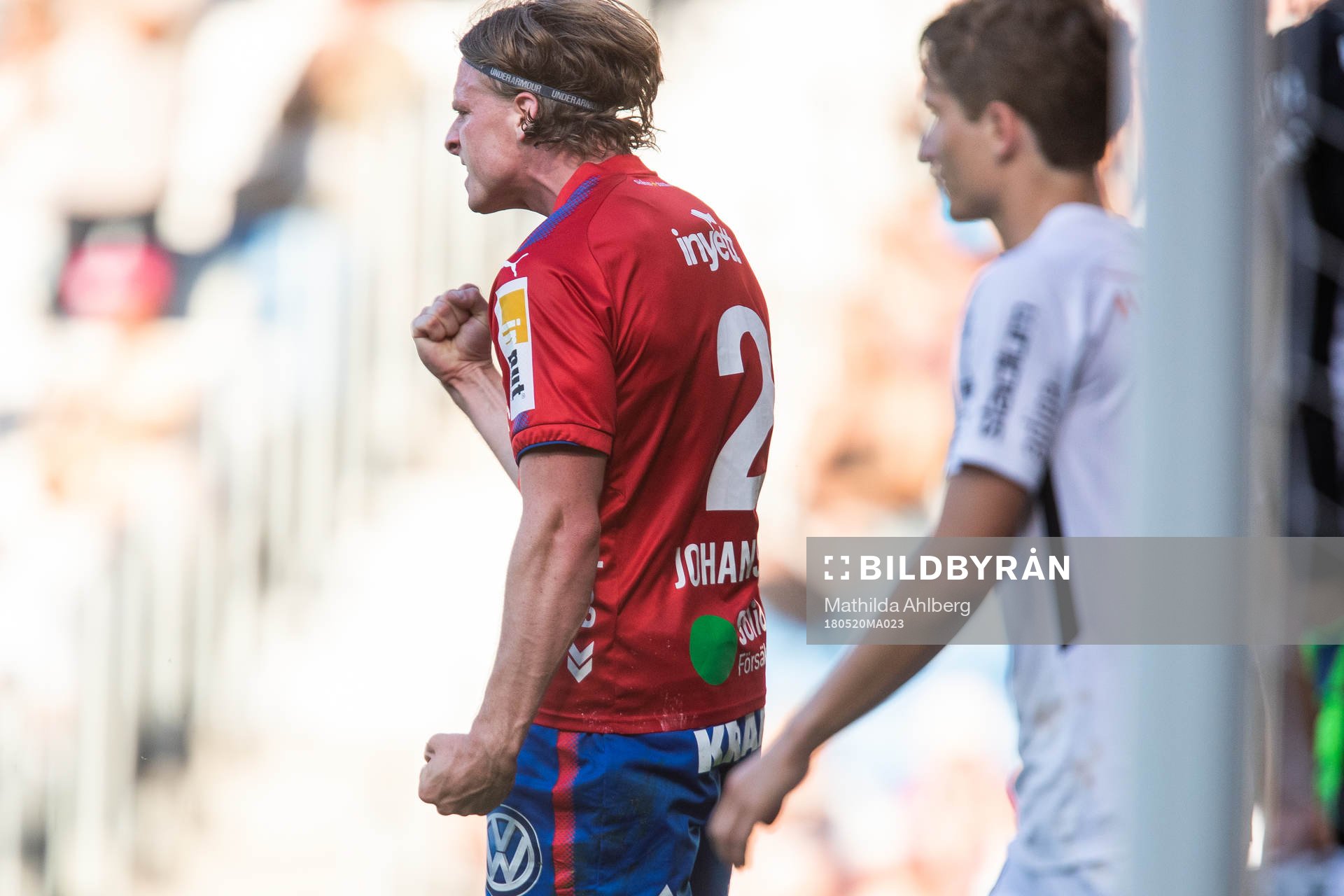 Helsingborgs Carl Johansson jublar efter att han gjort 1-0-målet under fotbollsmatchen i Superettan mellan Helsingborg och Örgryte den 20 maj 2018 i Helsingborg.