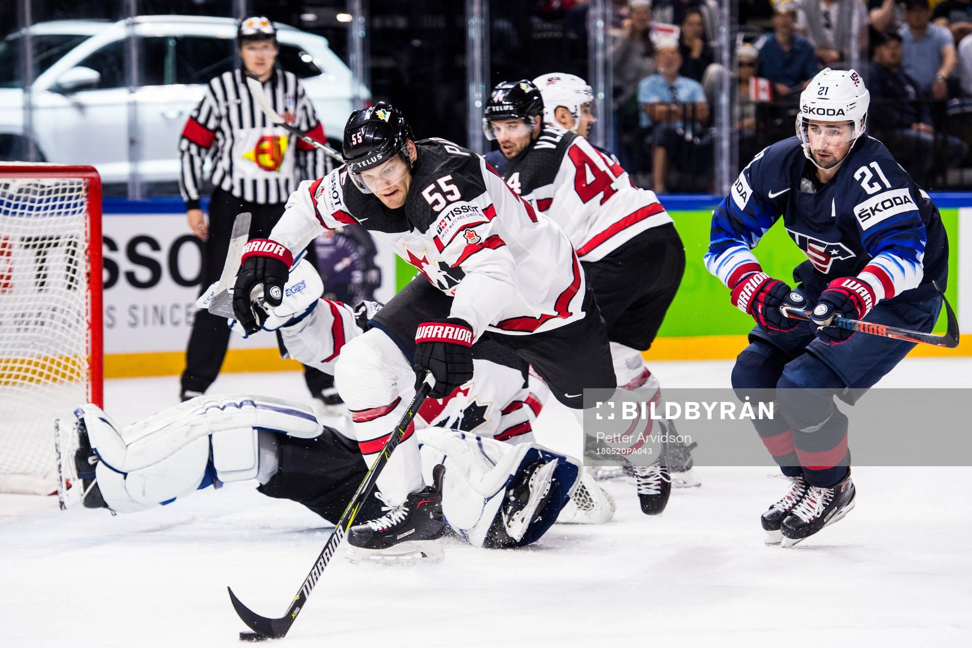 s Dylan Larkin