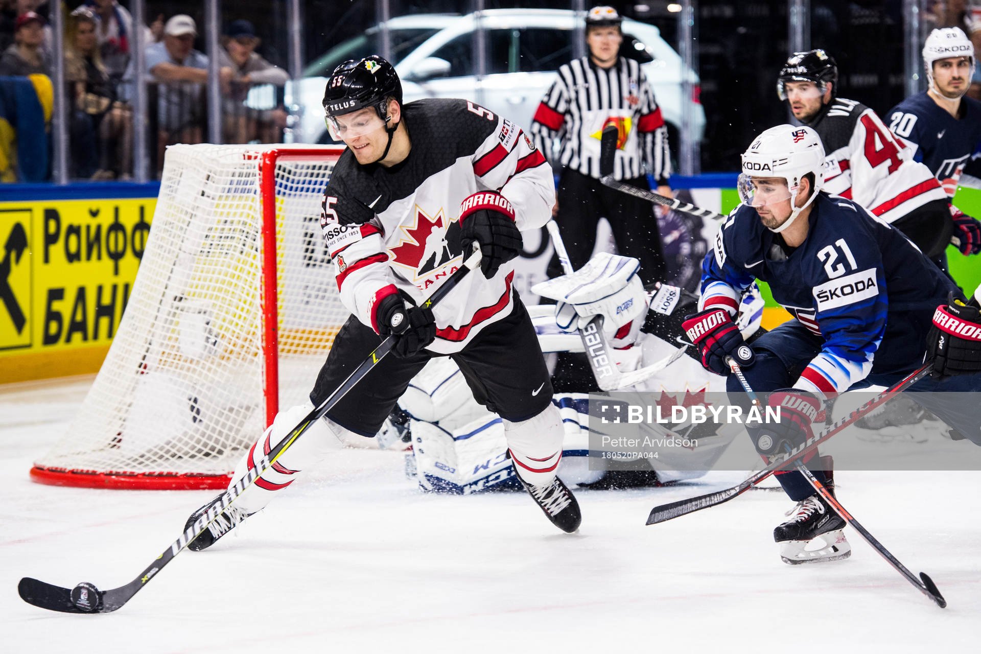 s Dylan Larkin
