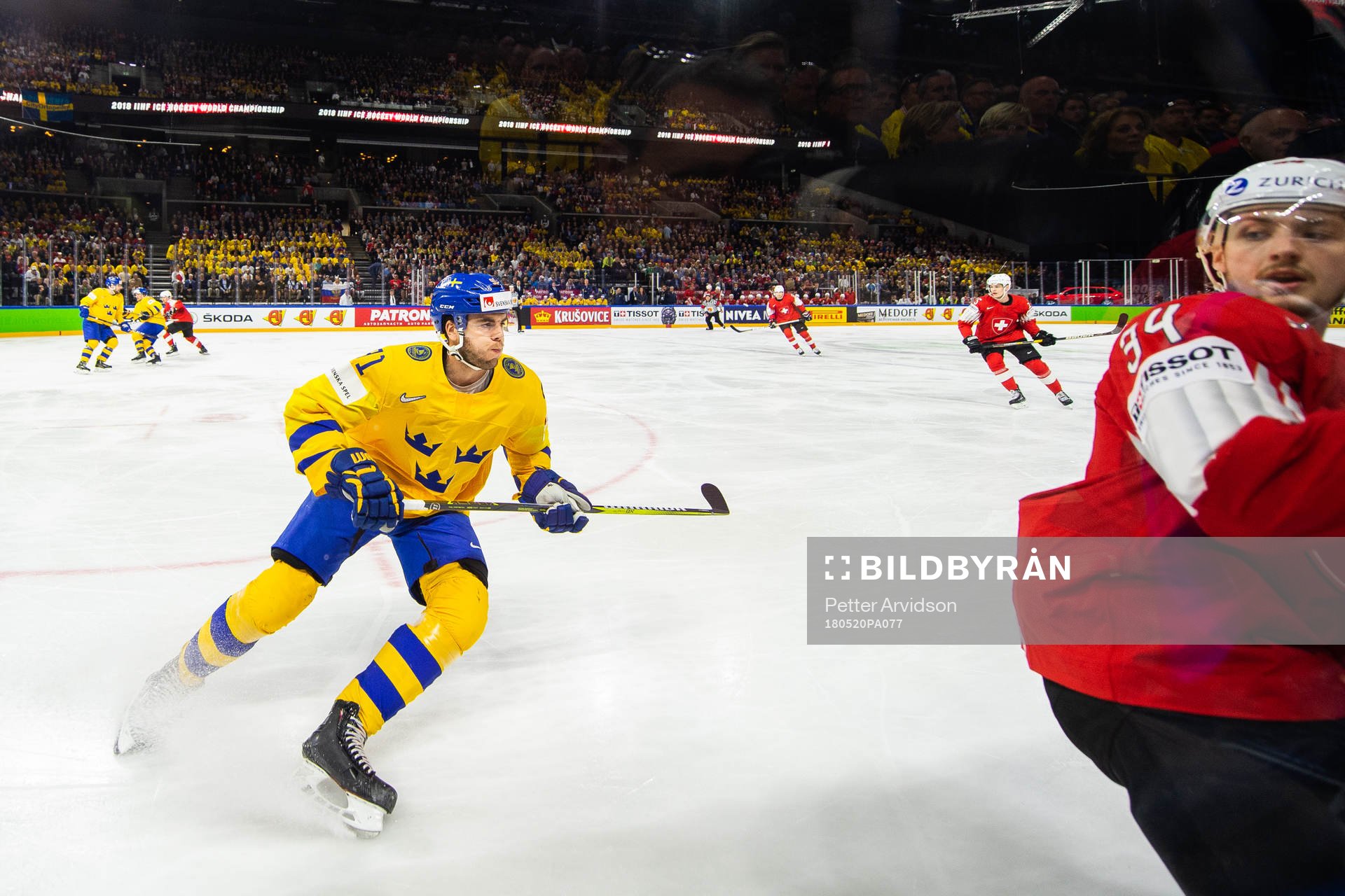 Sveriges Magnus Pääjärvi-Svensson och Schweiz Dean Kukan