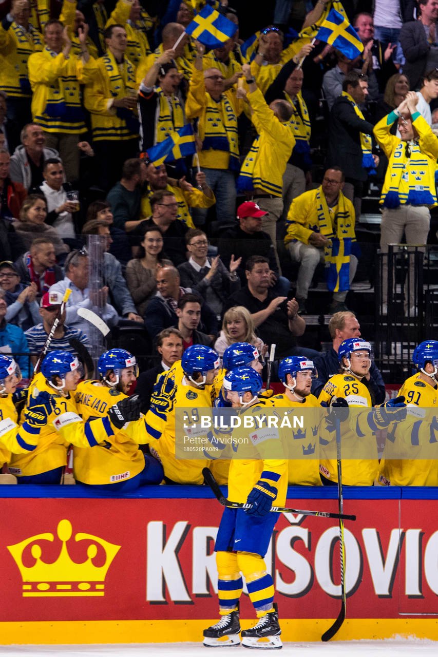 Sveriges Gustav Nyquist jublar med båset