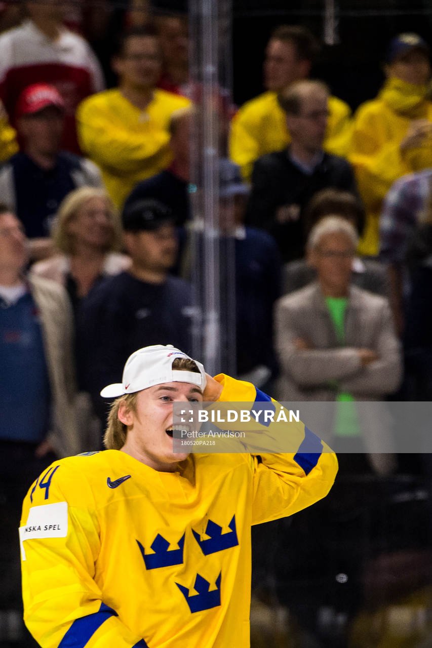 Sveriges Lias Andersson jublar