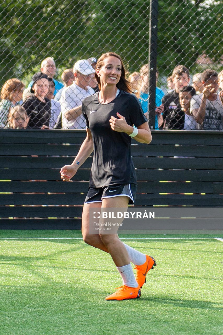 Kosovare Asllani