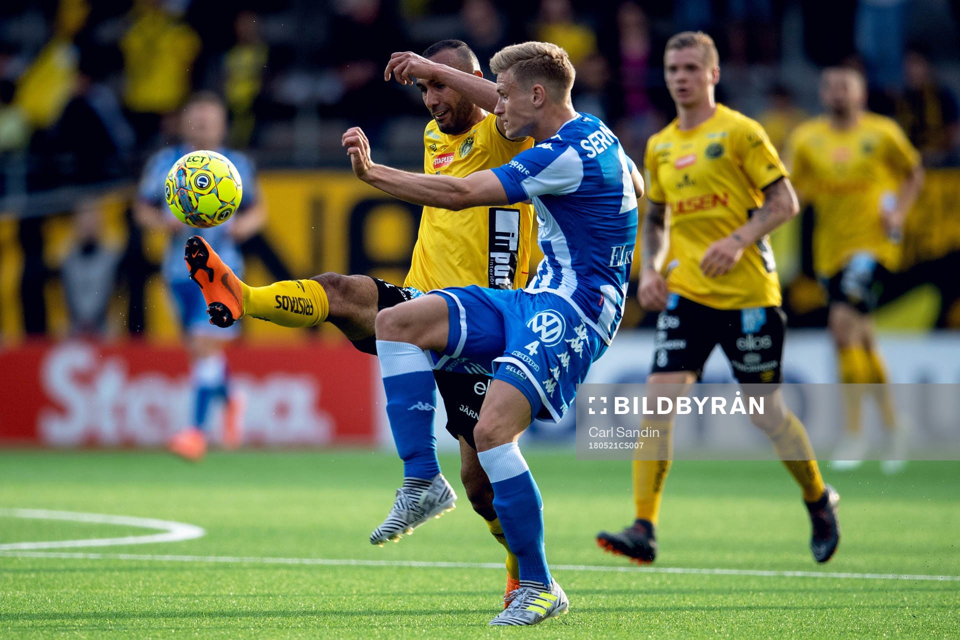 Elfsborgs Issam Jebali och IFK Göteborgs Carl Starfelt