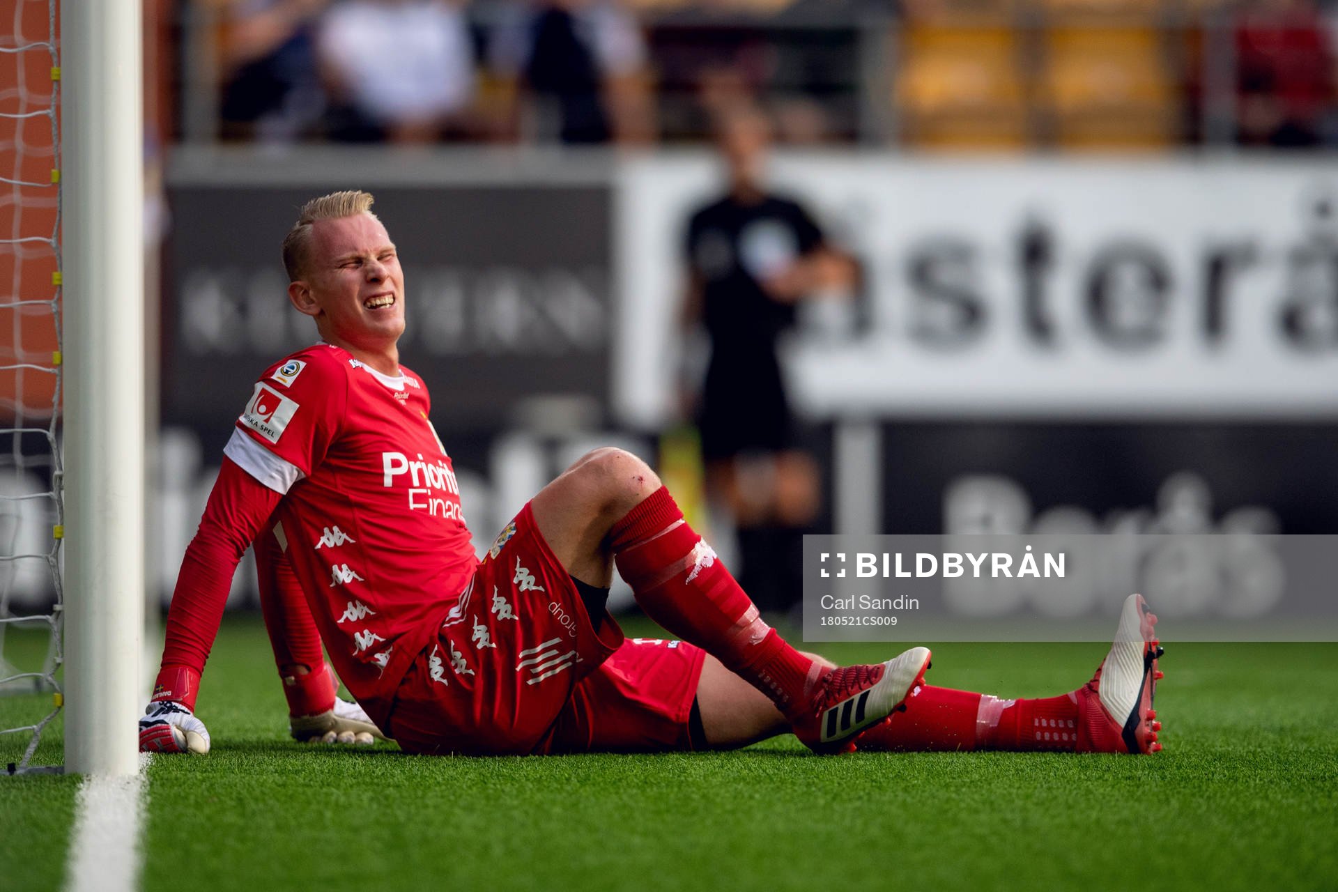 IFK Göteborgs målvakt Pontus Dahlberg grinar illa