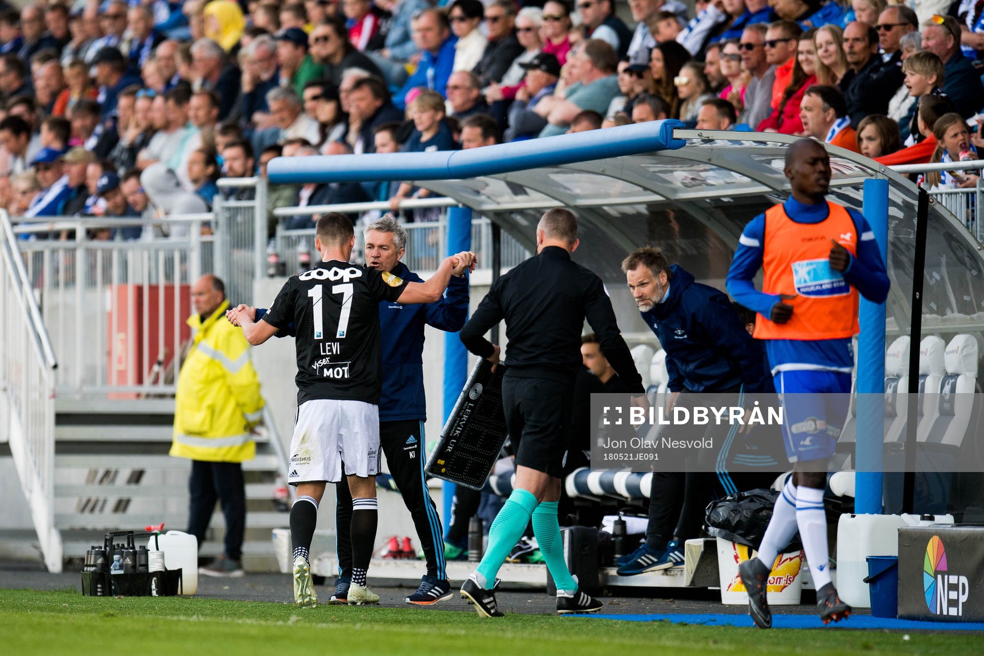 Jonathan Levi of Rosenborg and Kåre Ingebrigtsen, head