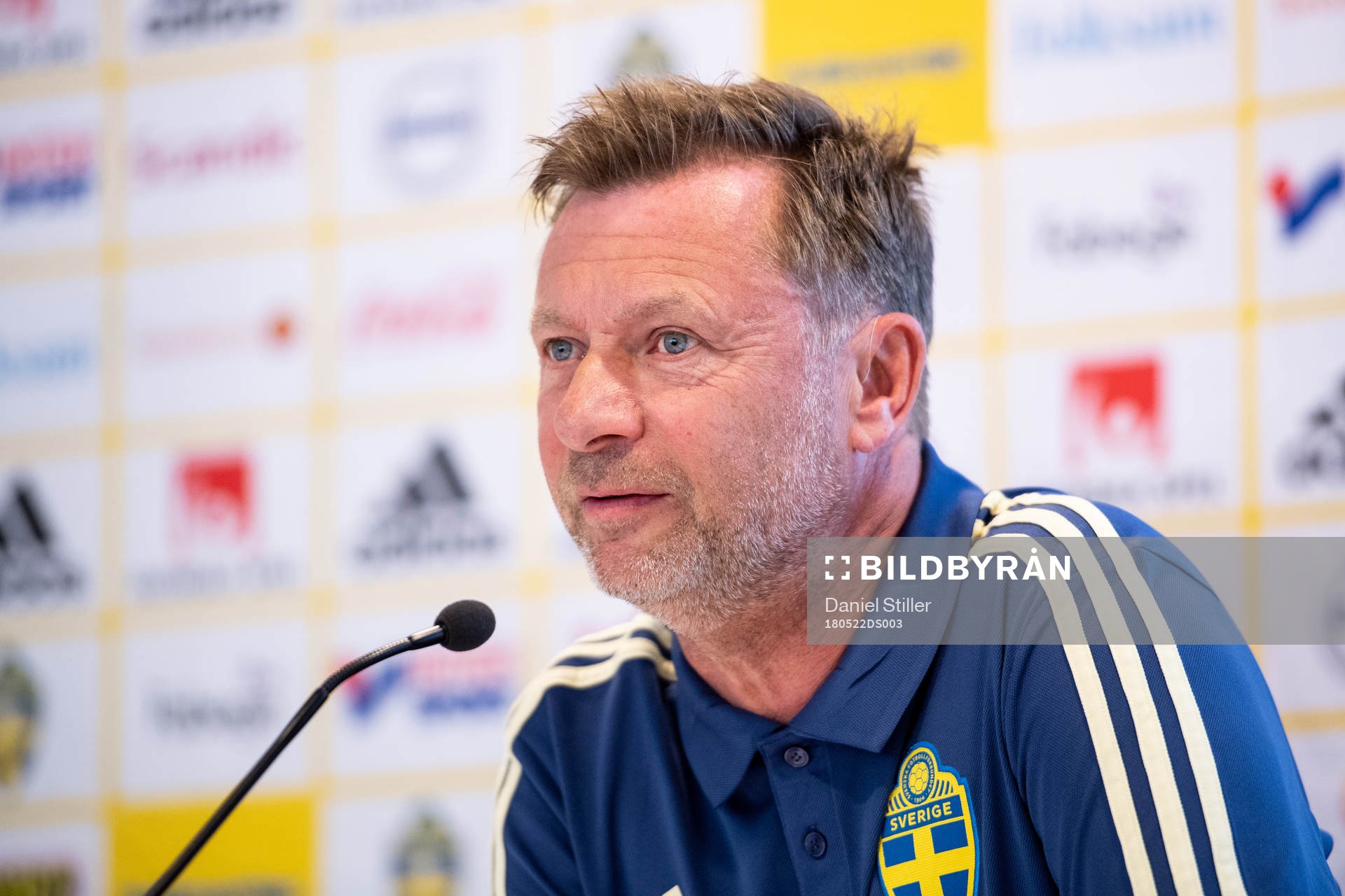 Damlandslagets förbundskapten Peter Gerhardsson