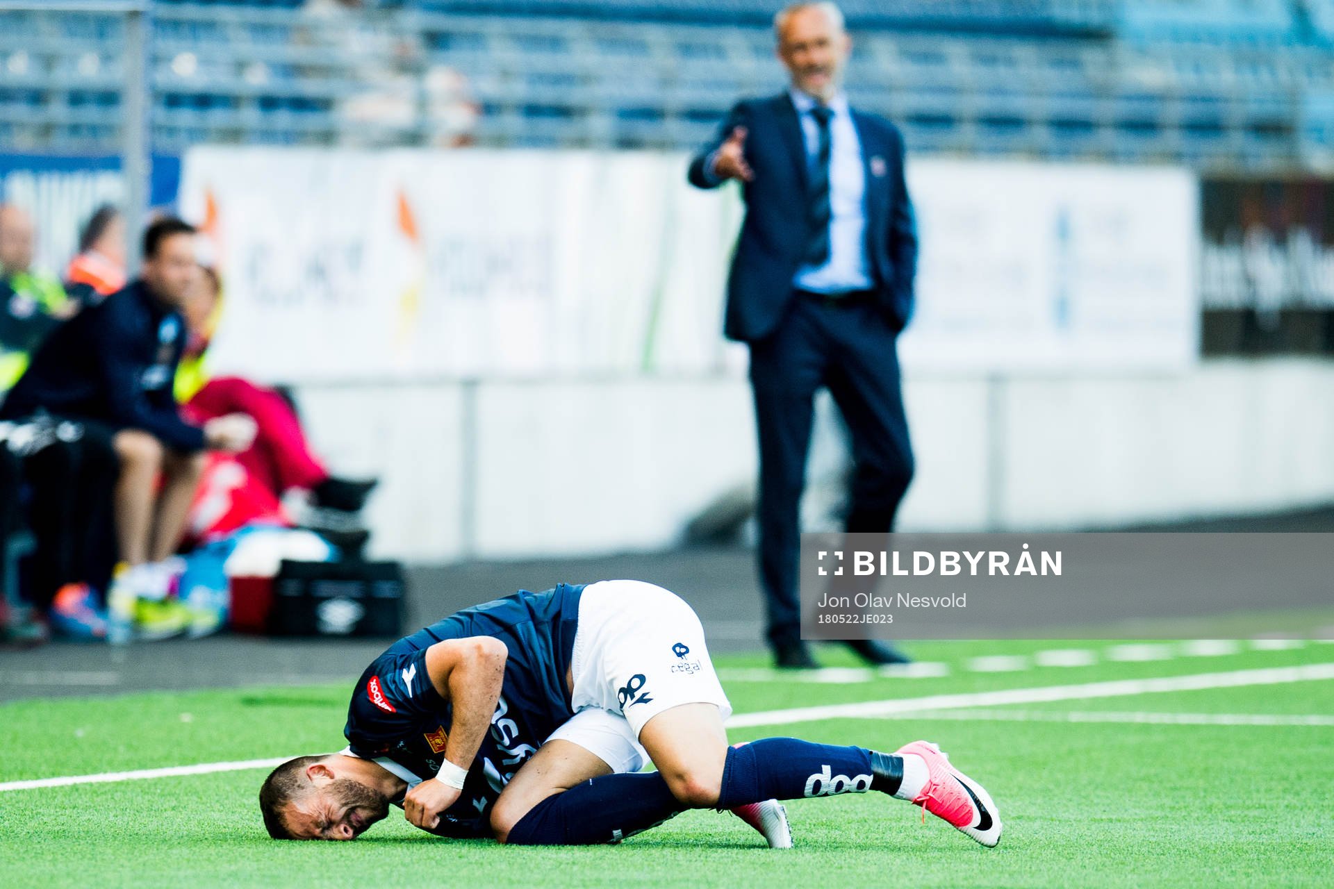 Zlatko Tripic of Viking and Lars Bohinen, head coach of