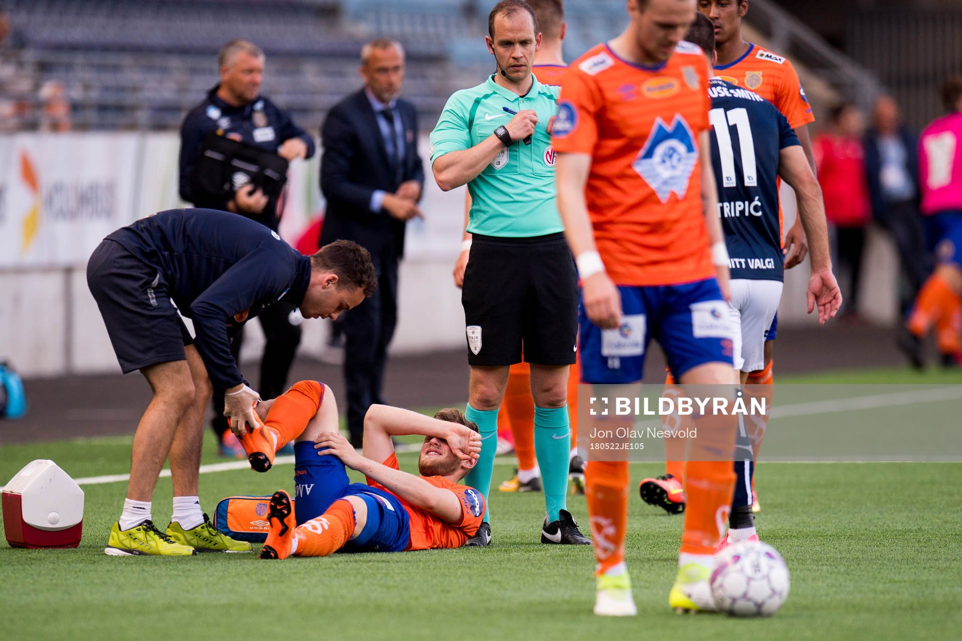 Adam Örn Arnarson of Aalesund with an injury