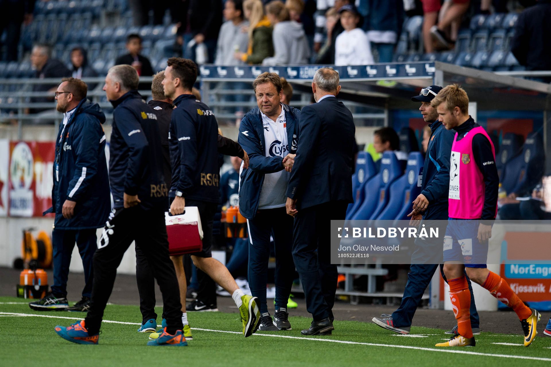 Bjarne Berntsen, head coach of Viking, and Lars Bohinen,