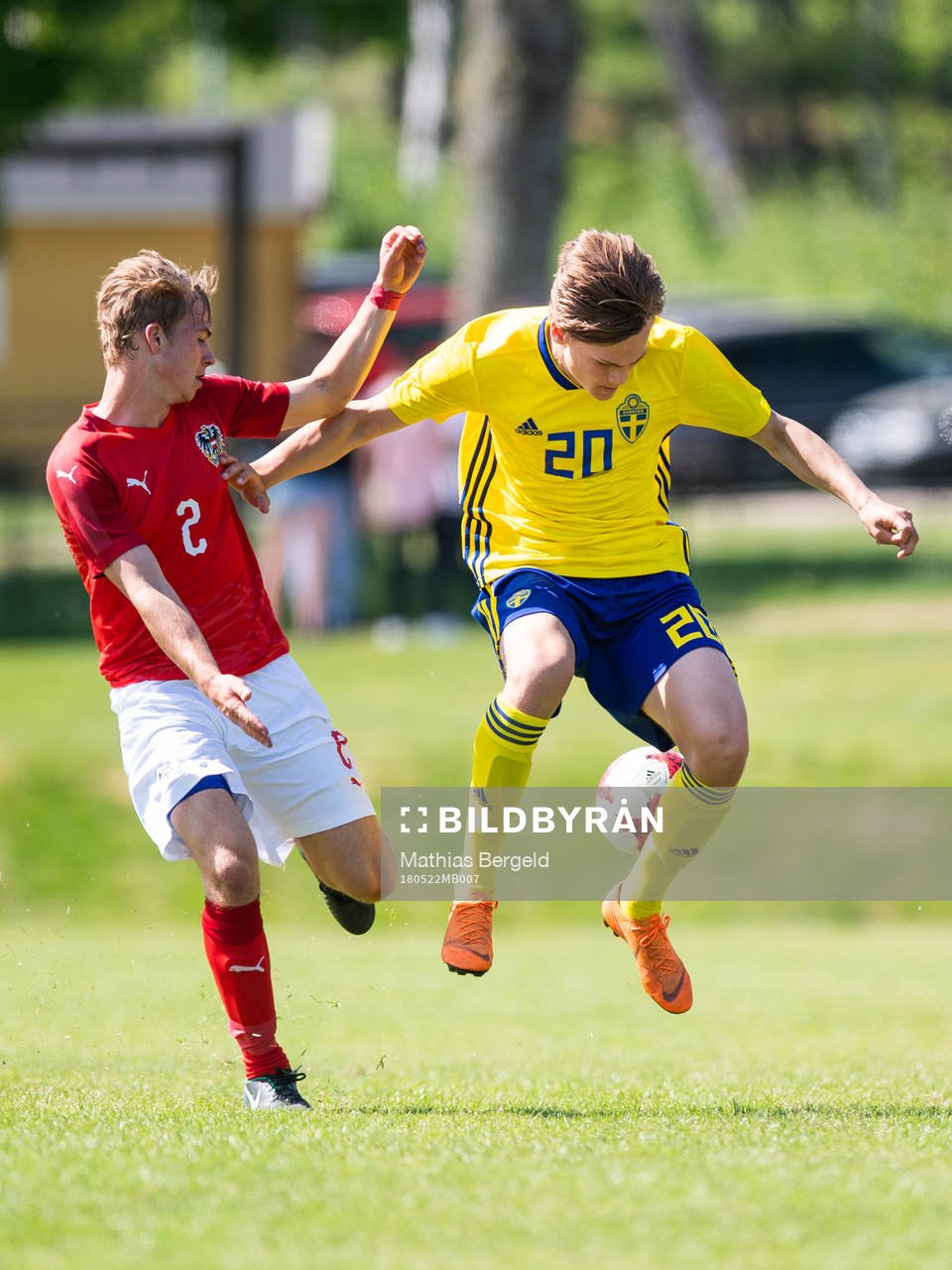 Österrikes Felix Köchl och Sveriges Oscar Uddenäs