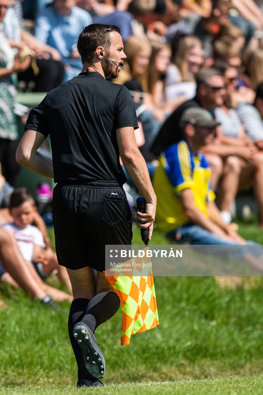 Assisterande domare Marcus Strandberg