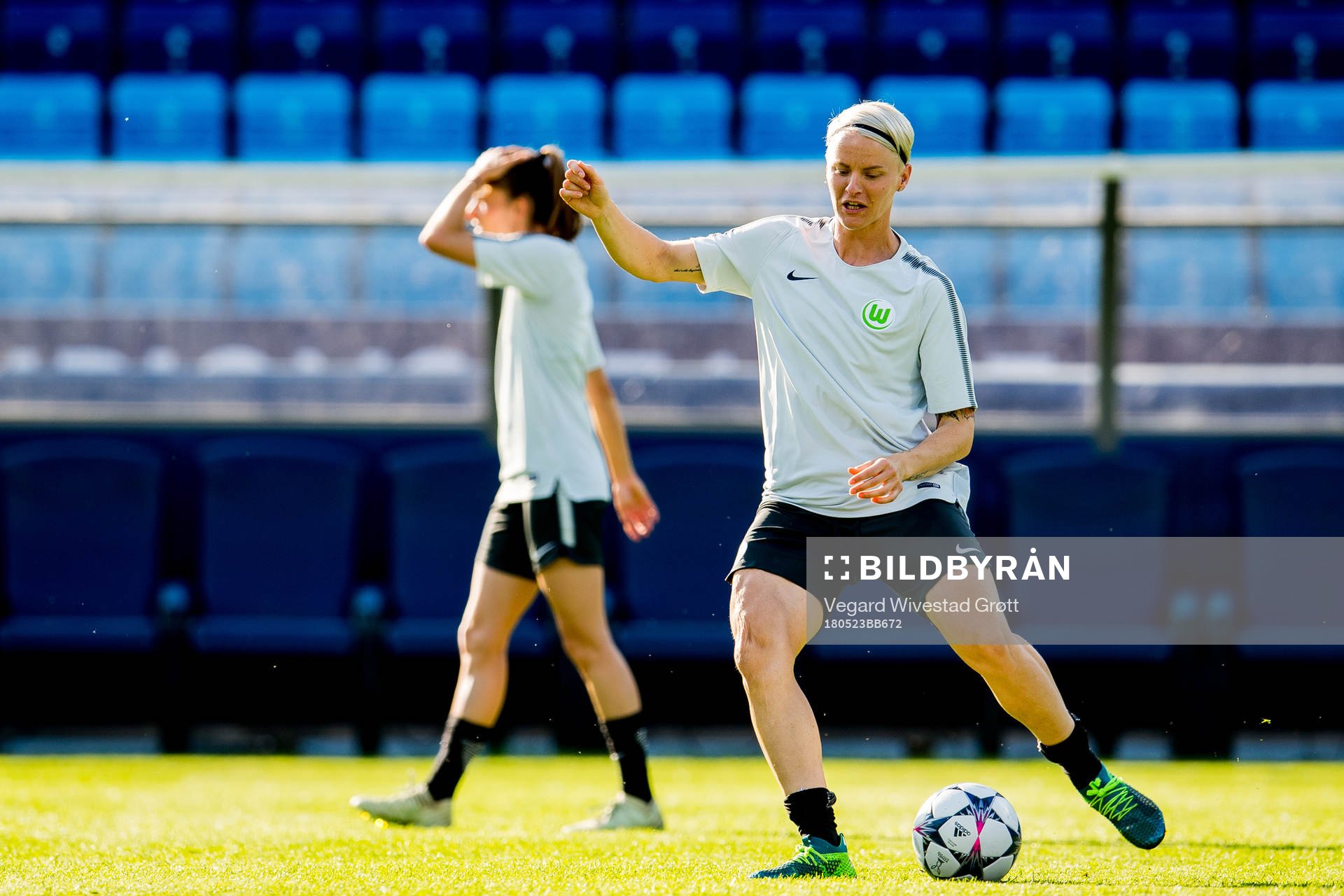 Nilla Fischer of Wolfsburg