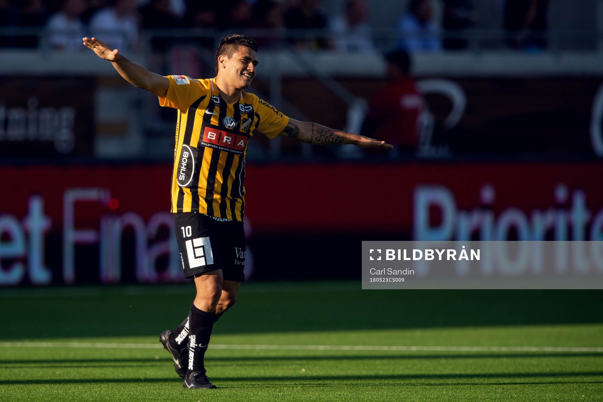 Häckens Paulinho jublar