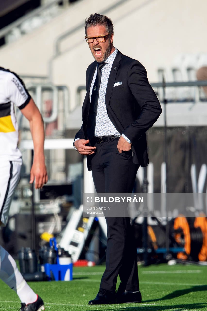 s tränare Rikard Norling