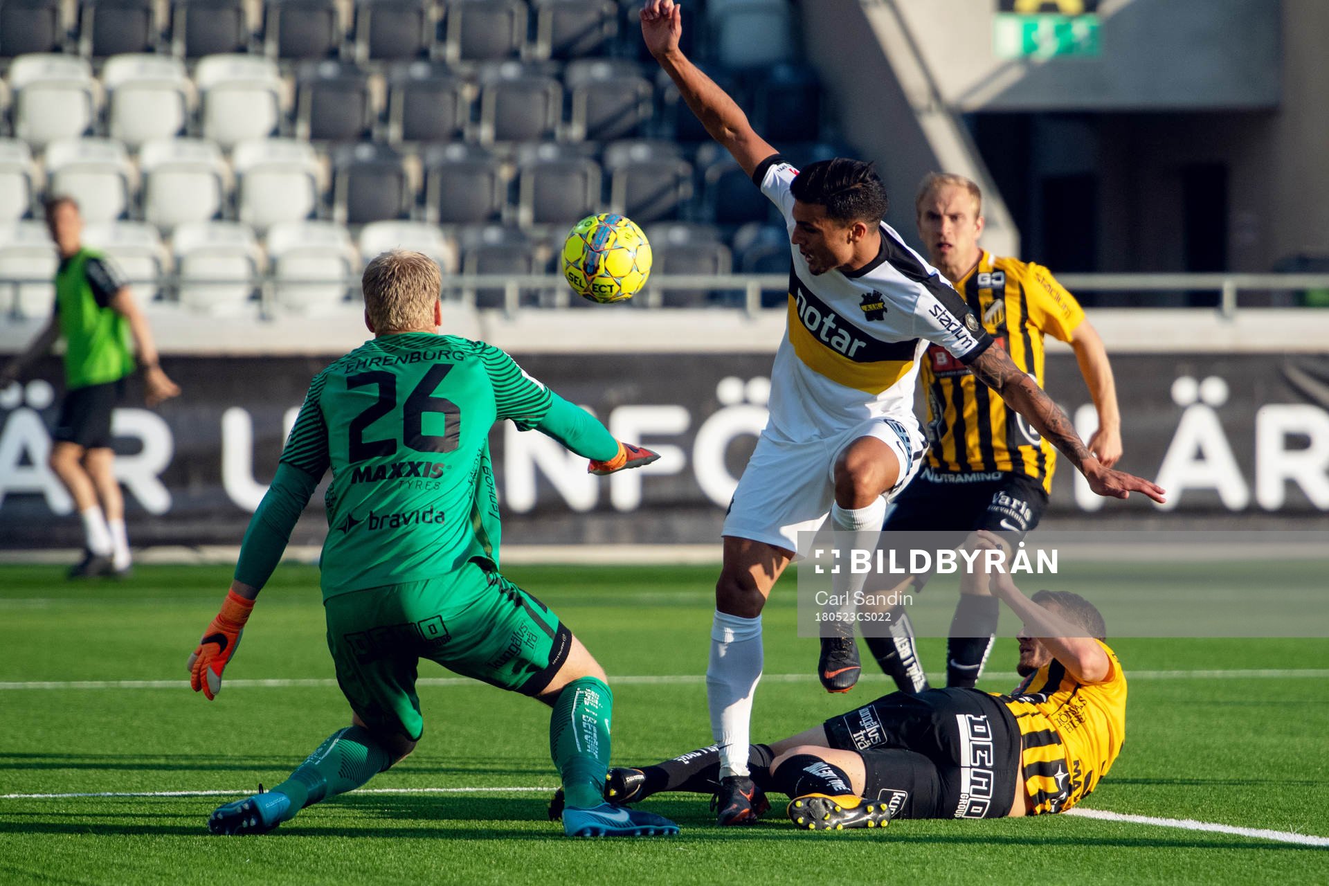 s Ahmed Yasin och Häckens Peter Abrahamsson