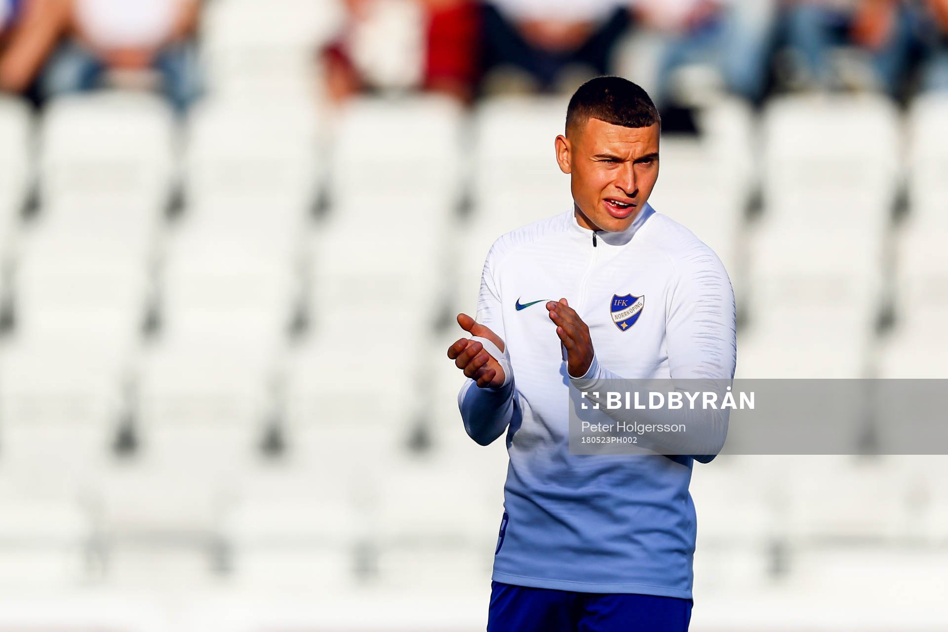 Norrköpings Jordan Larsson börjar på bänken i