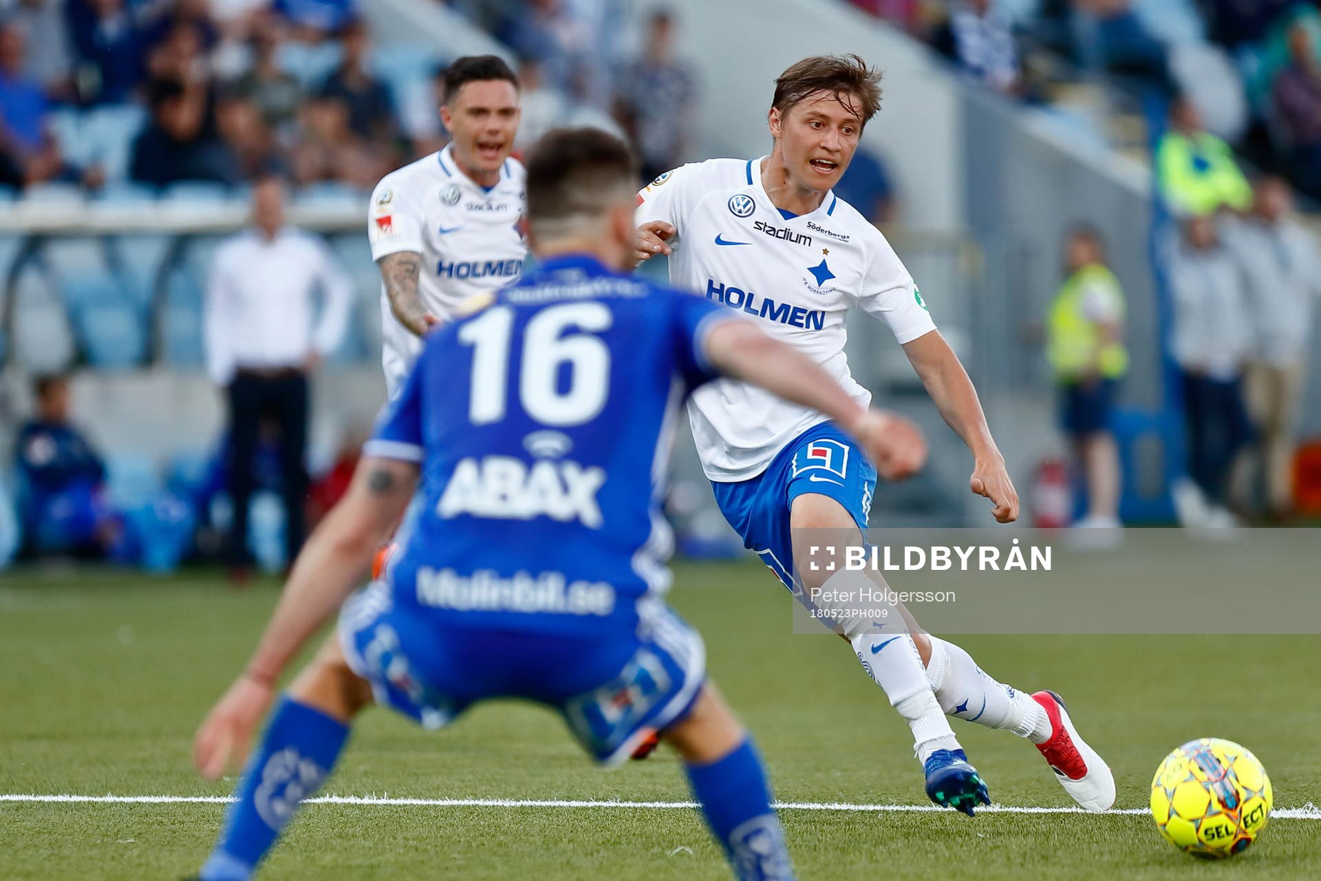 Norrköpings Simon Thern fotbollsmatchen i Allsvenskan